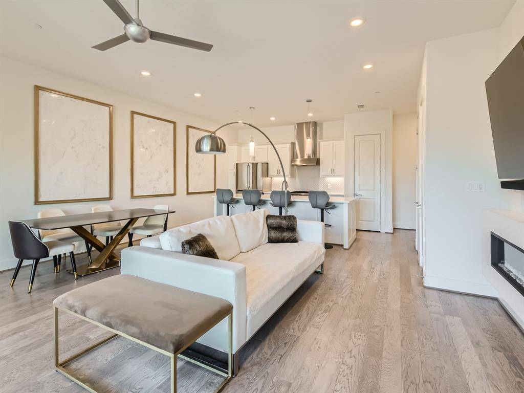 15875 Spectrum Drive #2101, Addison, TX 75001