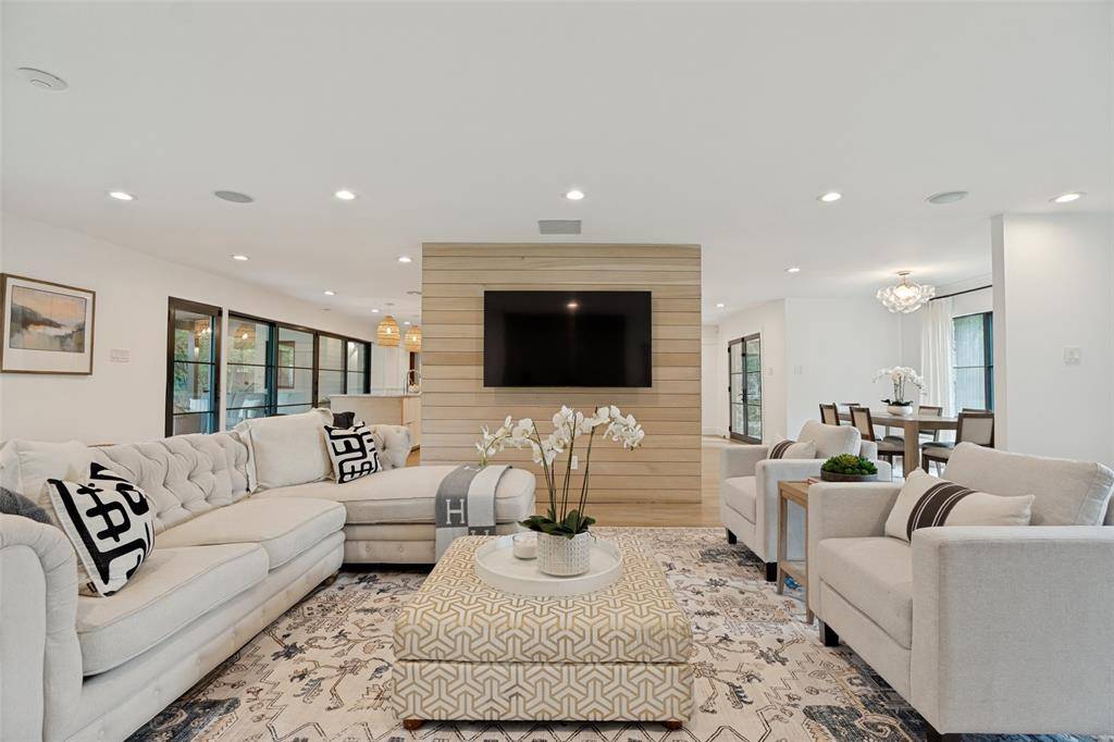 4325 Pomona Road, Dallas, TX 75209
