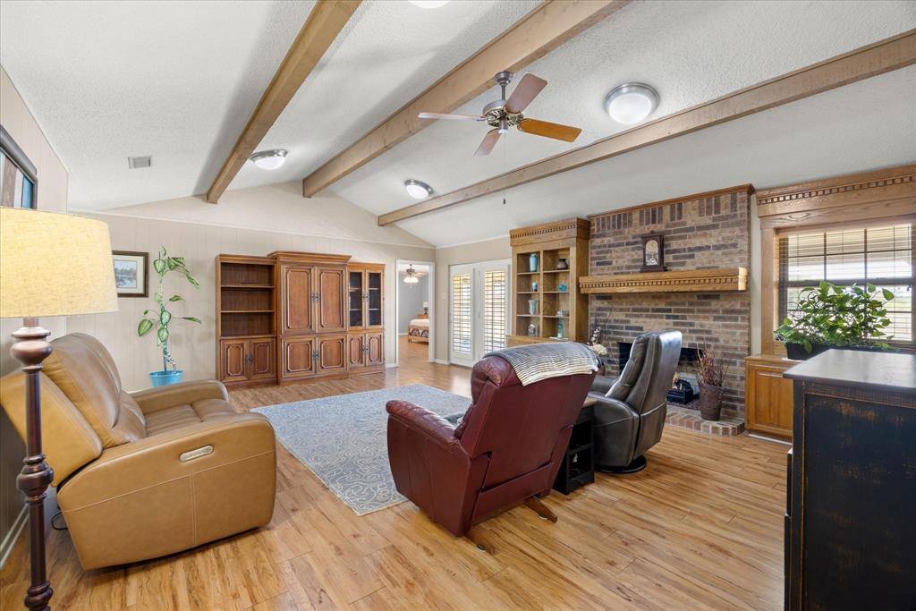 330 Reed Road, Granbury, TX 76049