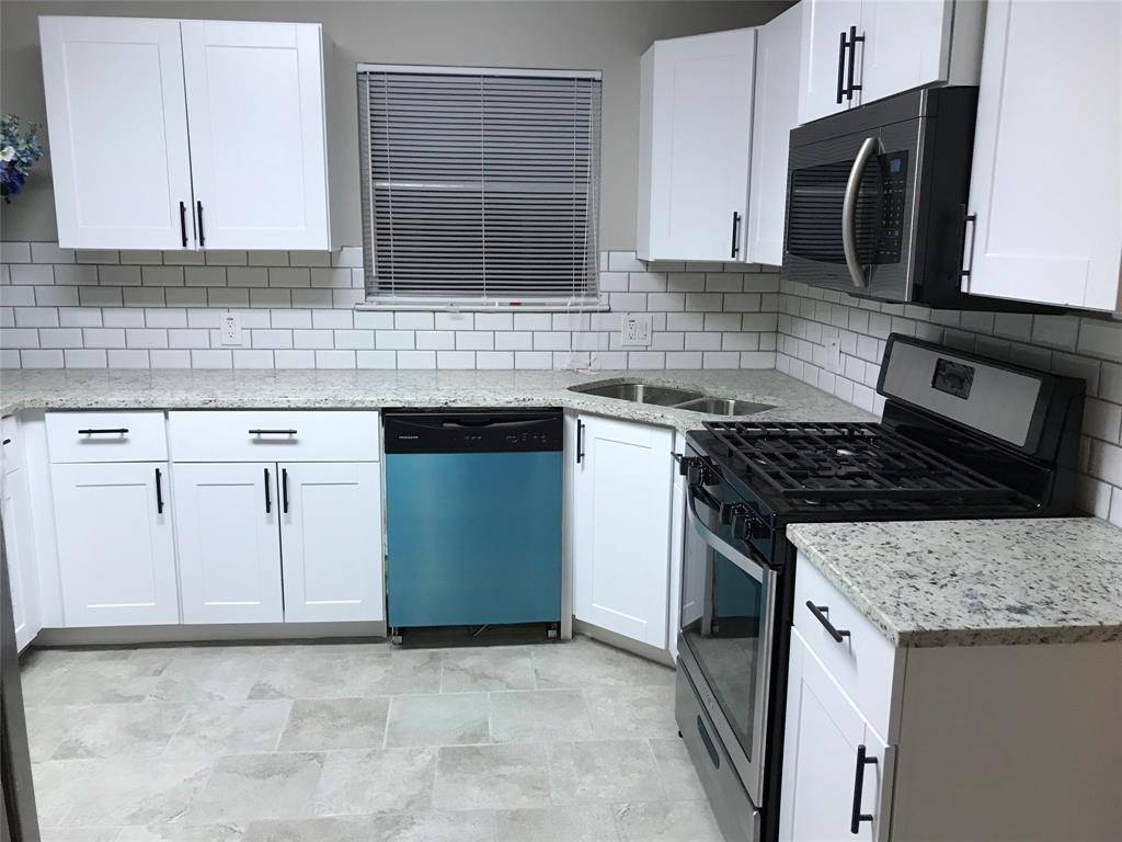1502 Dale Place, Irving, TX 75061