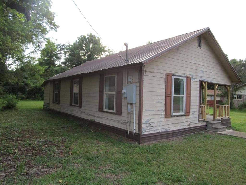 402 Dorsey Street, Linden, TX 75563