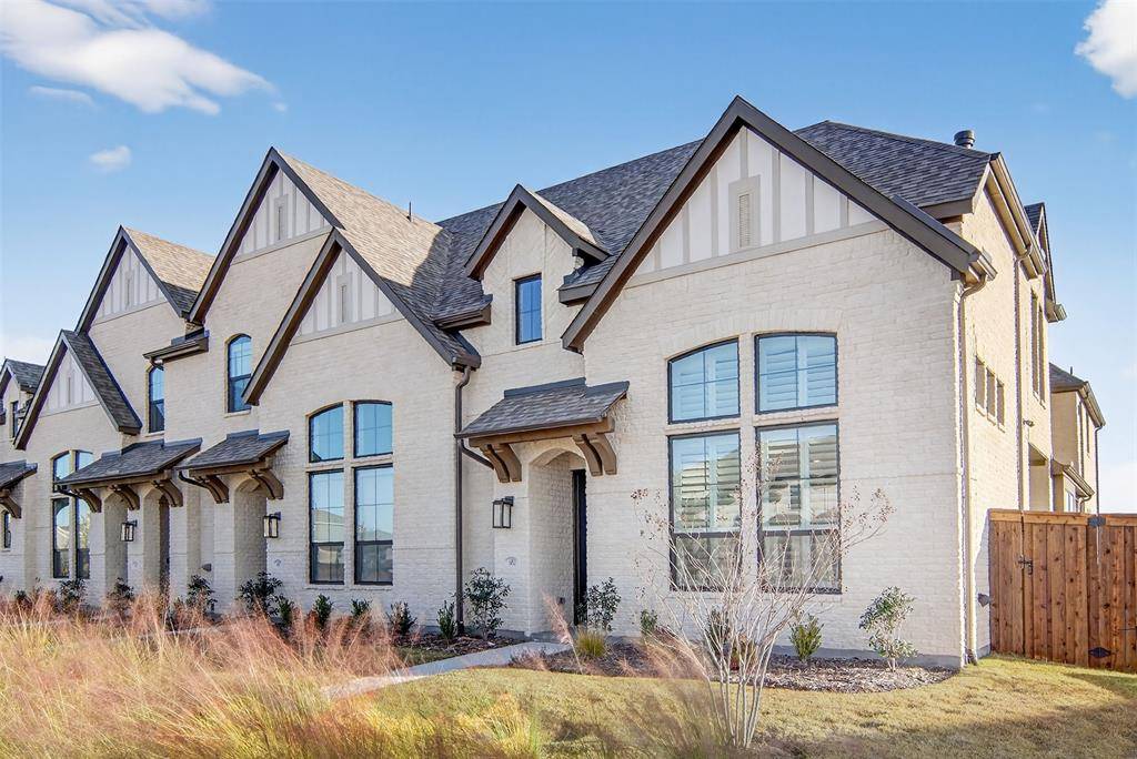 14521 Walsh Avenue, Fort Worth, TX 76008