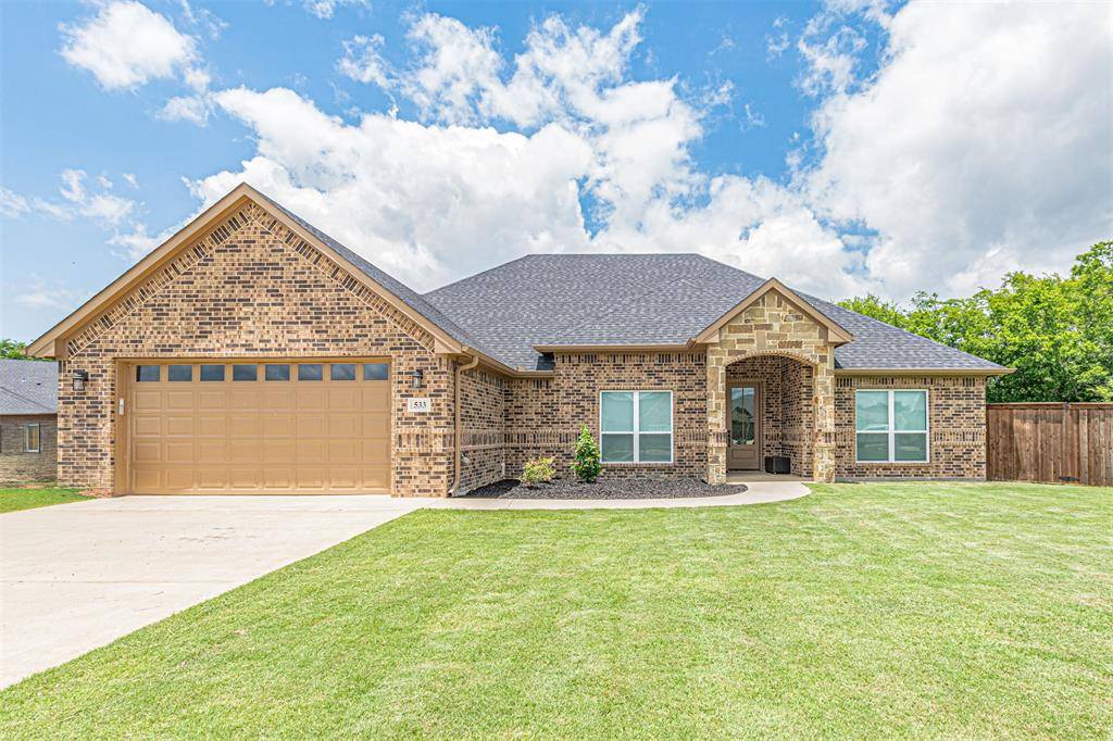 533 Limestone Circle, Mabank, TX 75147