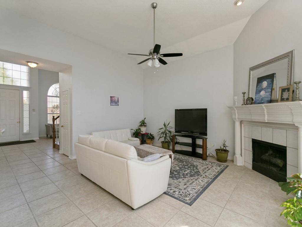 3520 Estacado Lane, Plano, TX 75025