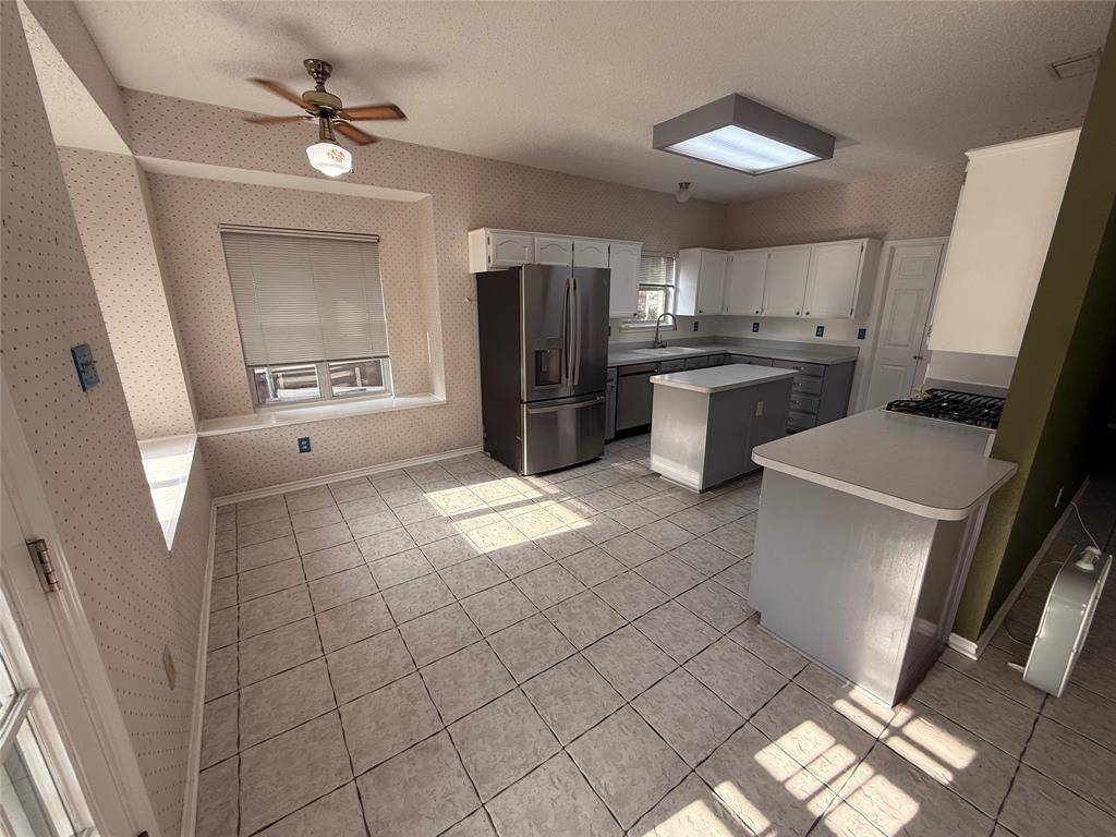 2332 Boardwalk Drive, Mesquite, TX 75181