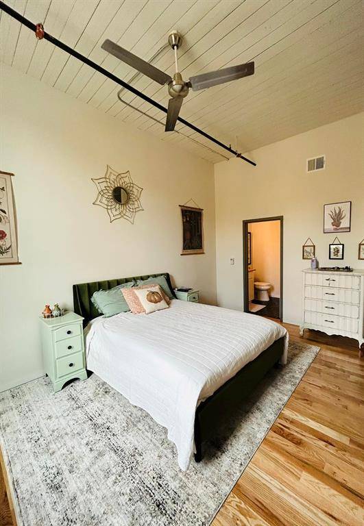 201 Chambers Street #202, Cleburne, TX 76031