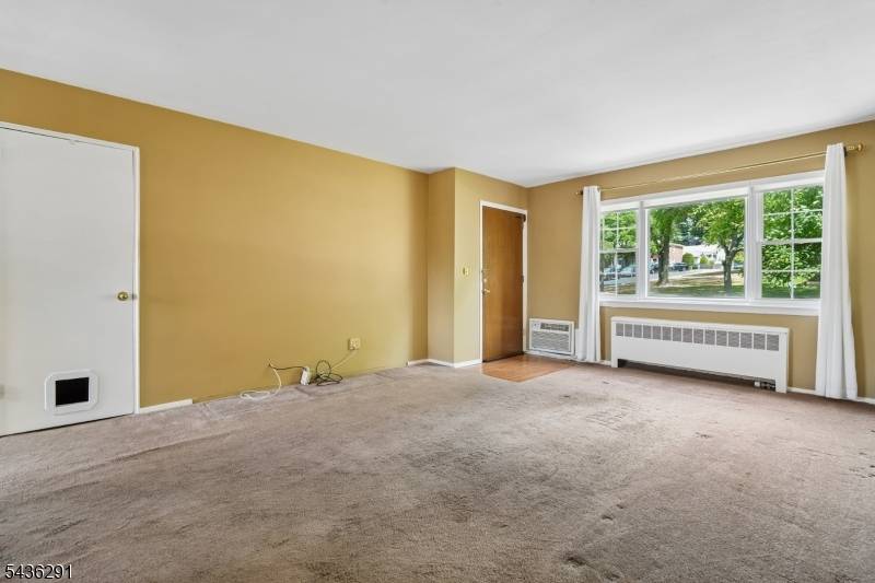 18 Wedgewood Dr #25, Verona Twp., NJ 07044