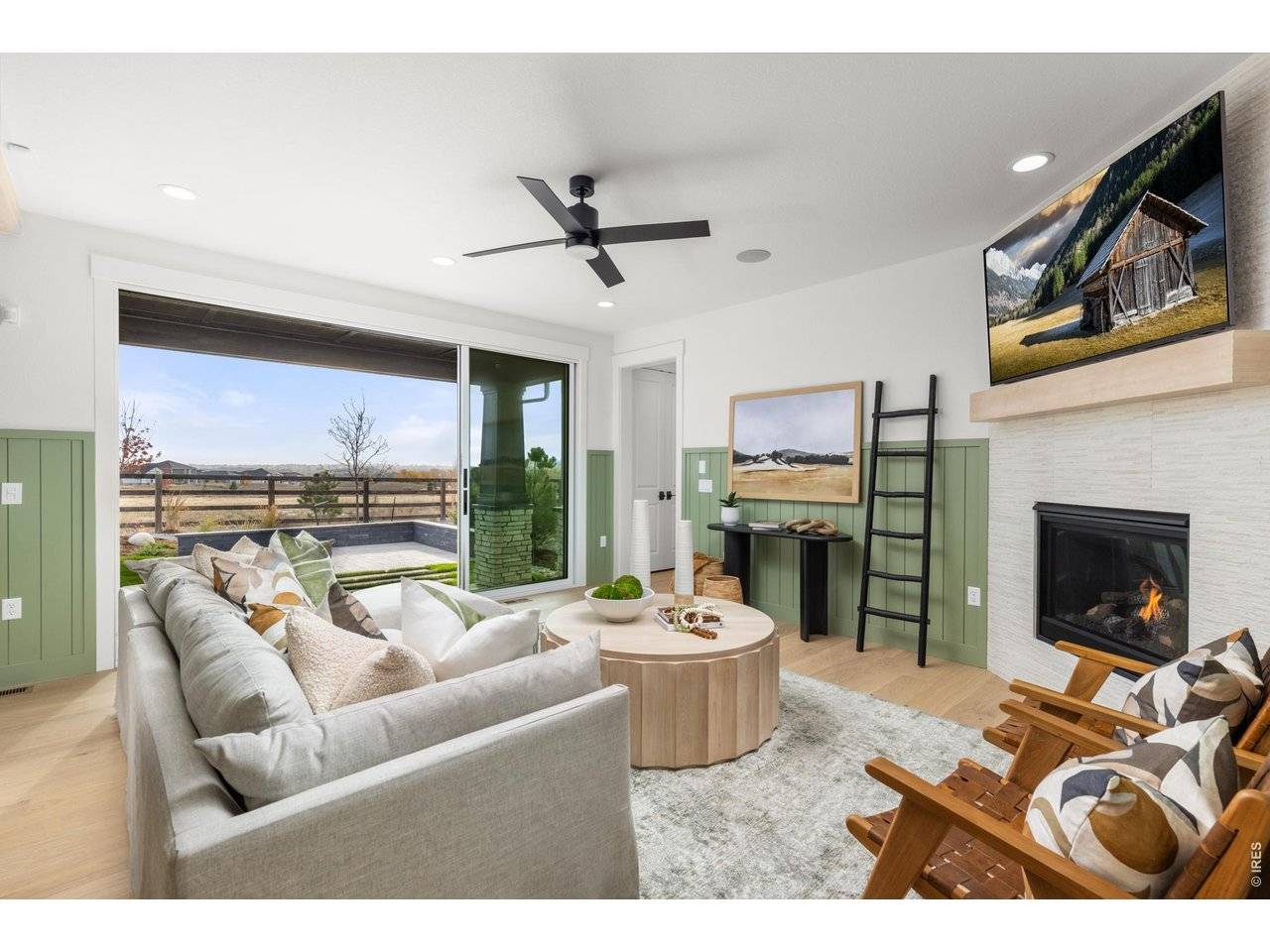 12736 Bend, Longmont, CO 80504