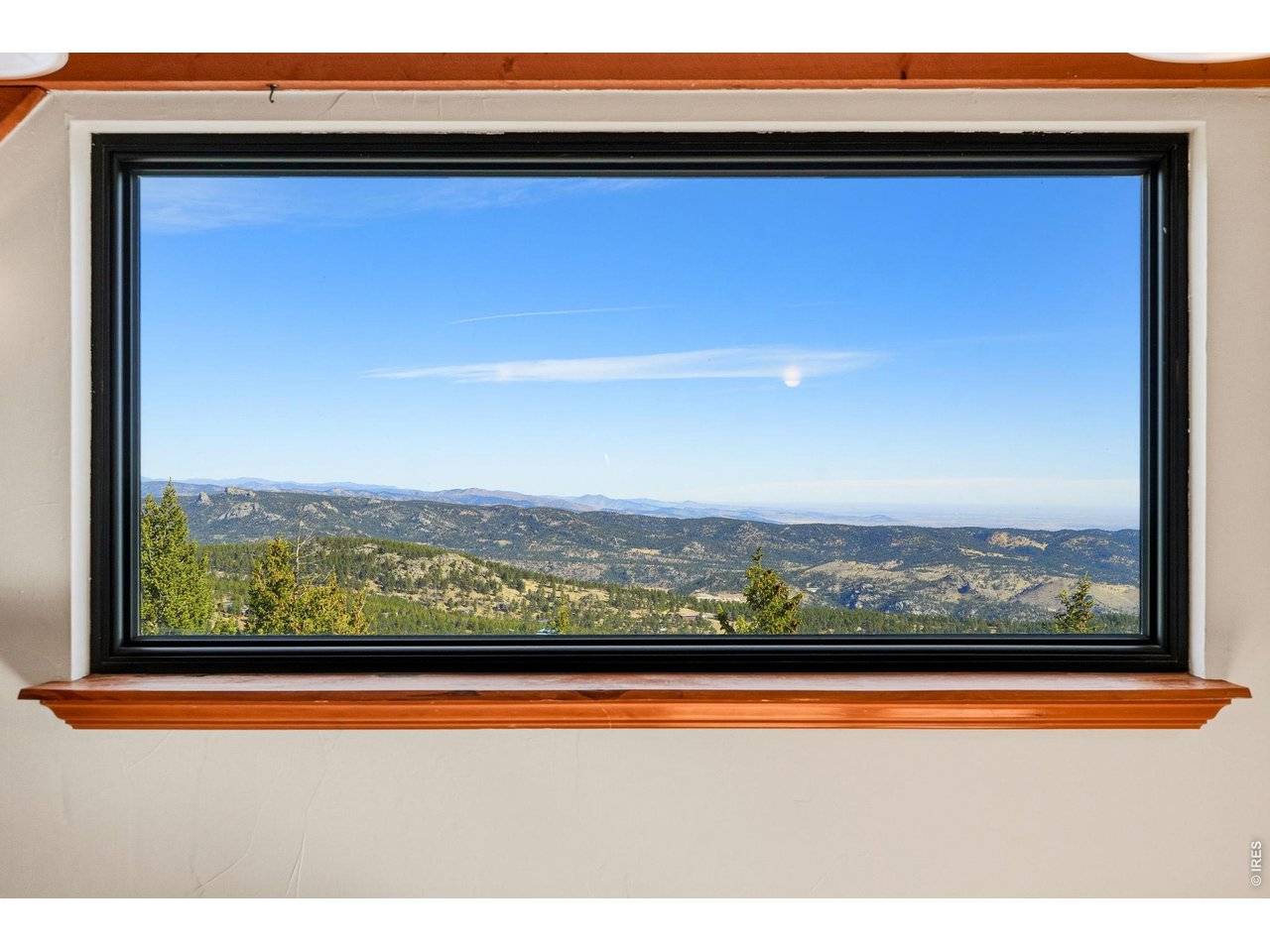 33090 Janelle, Golden, CO 80403