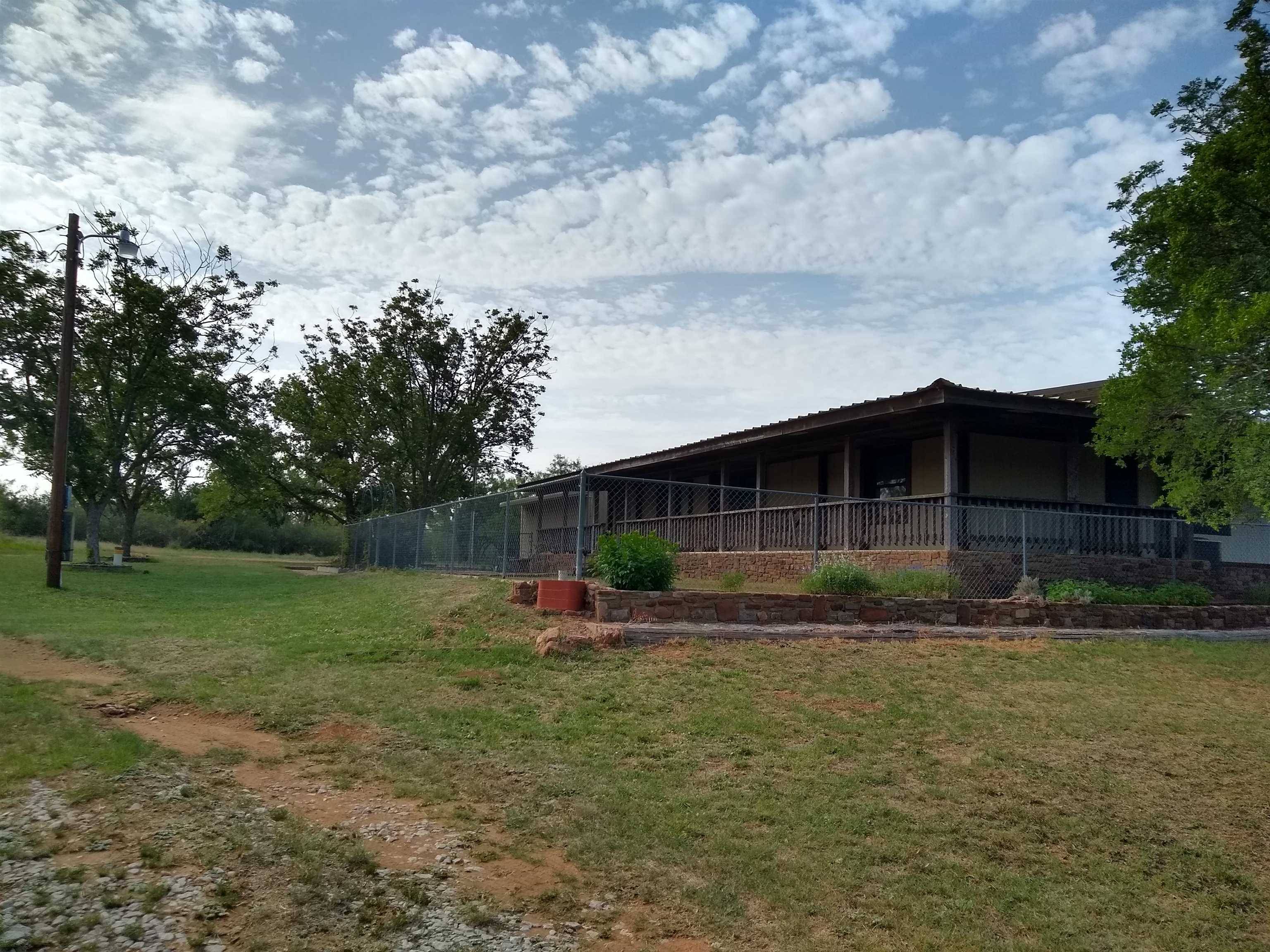 520 CR 403, Llano, TX 78643