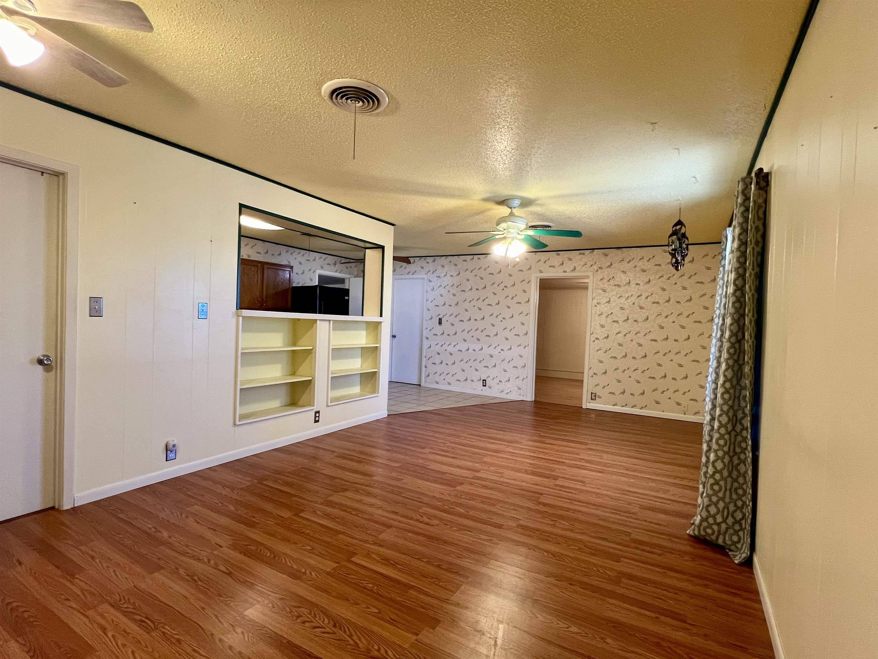 107 N Greenwood, Buchanan Dam, TX 78609