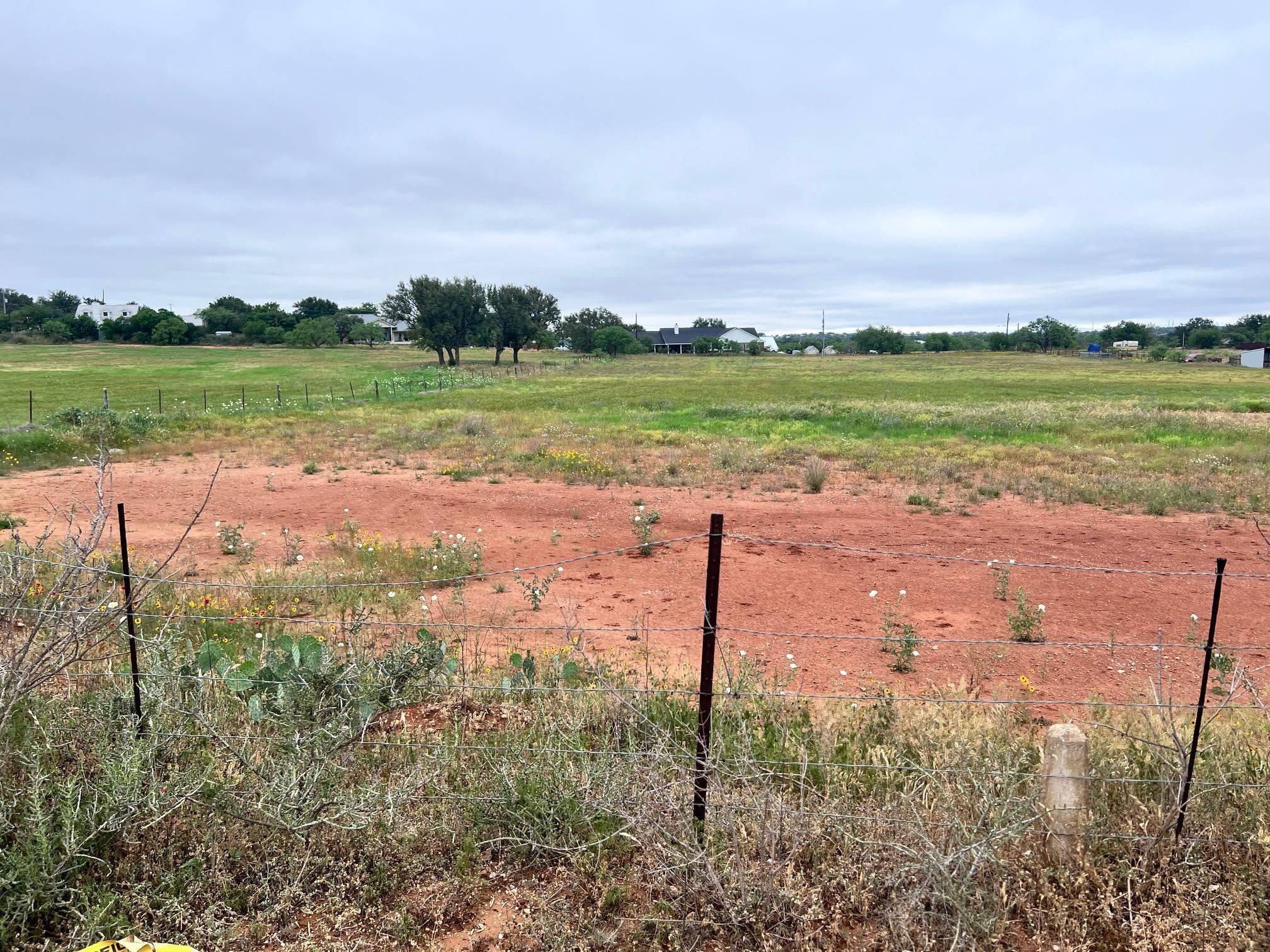 500 E Hwy 71 HWY, Llano, TX 78643