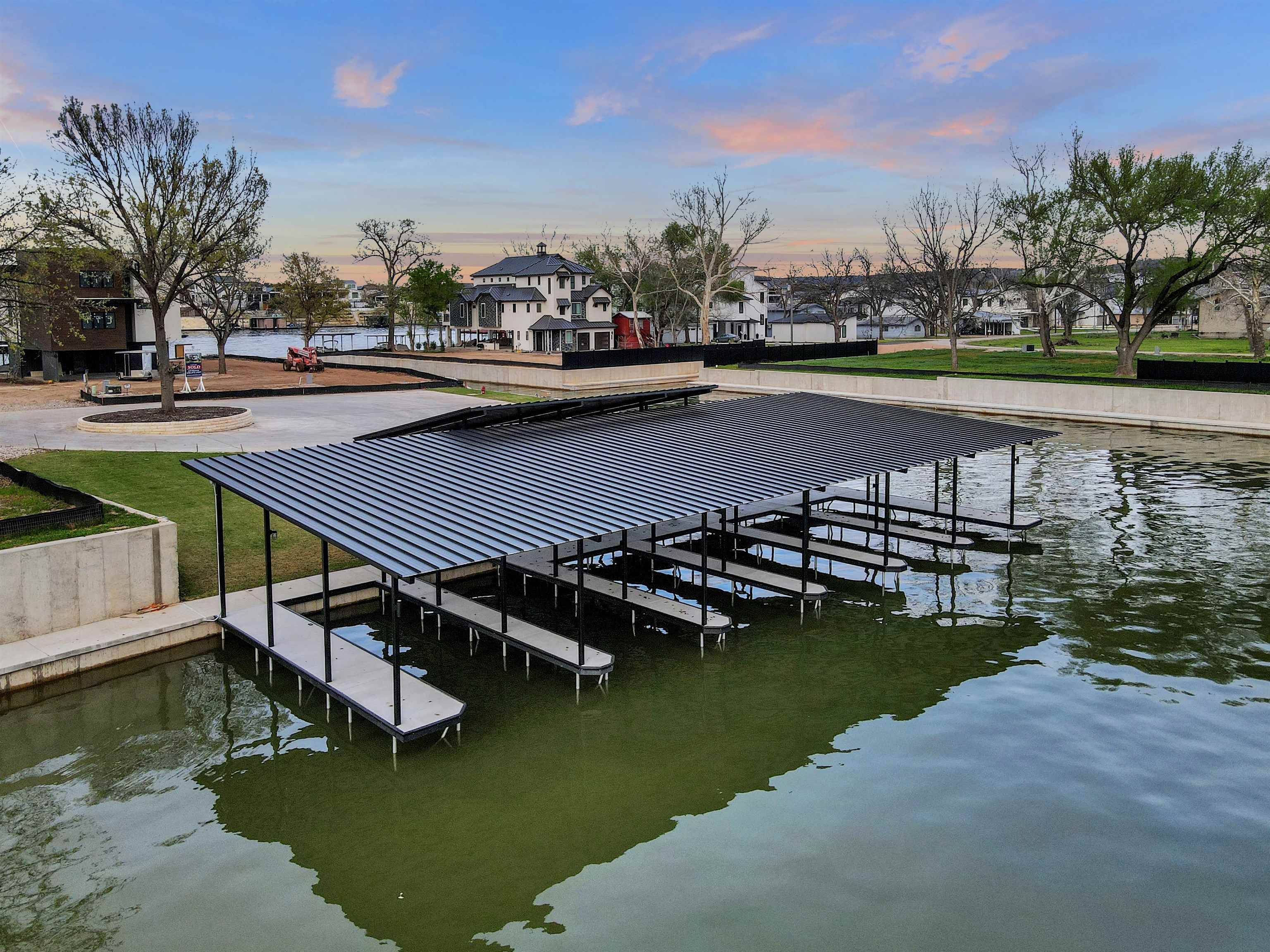 1 Lake ST, Kingsland, TX 78639