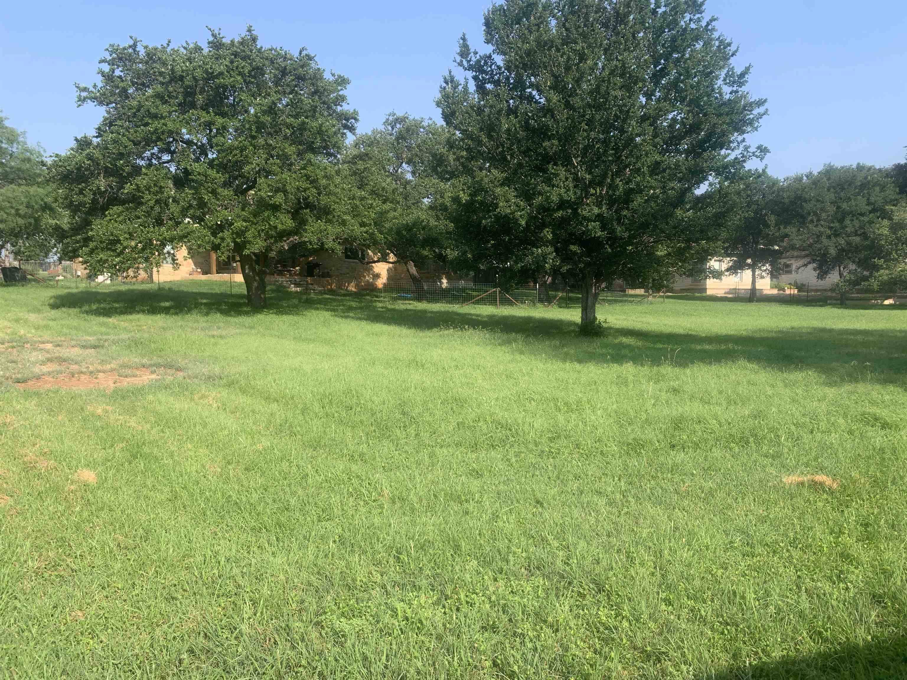 LLANO OAKS SUBD LLANO OAKS SUBD LT  9, Llano, TX 78643