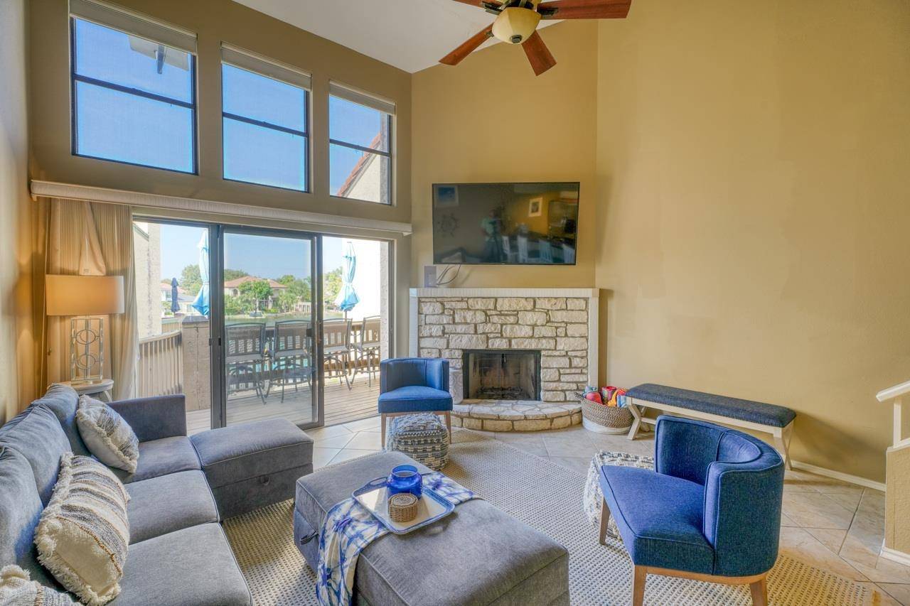 509 Short Circuit #205, Horseshoe Bay, TX 78657