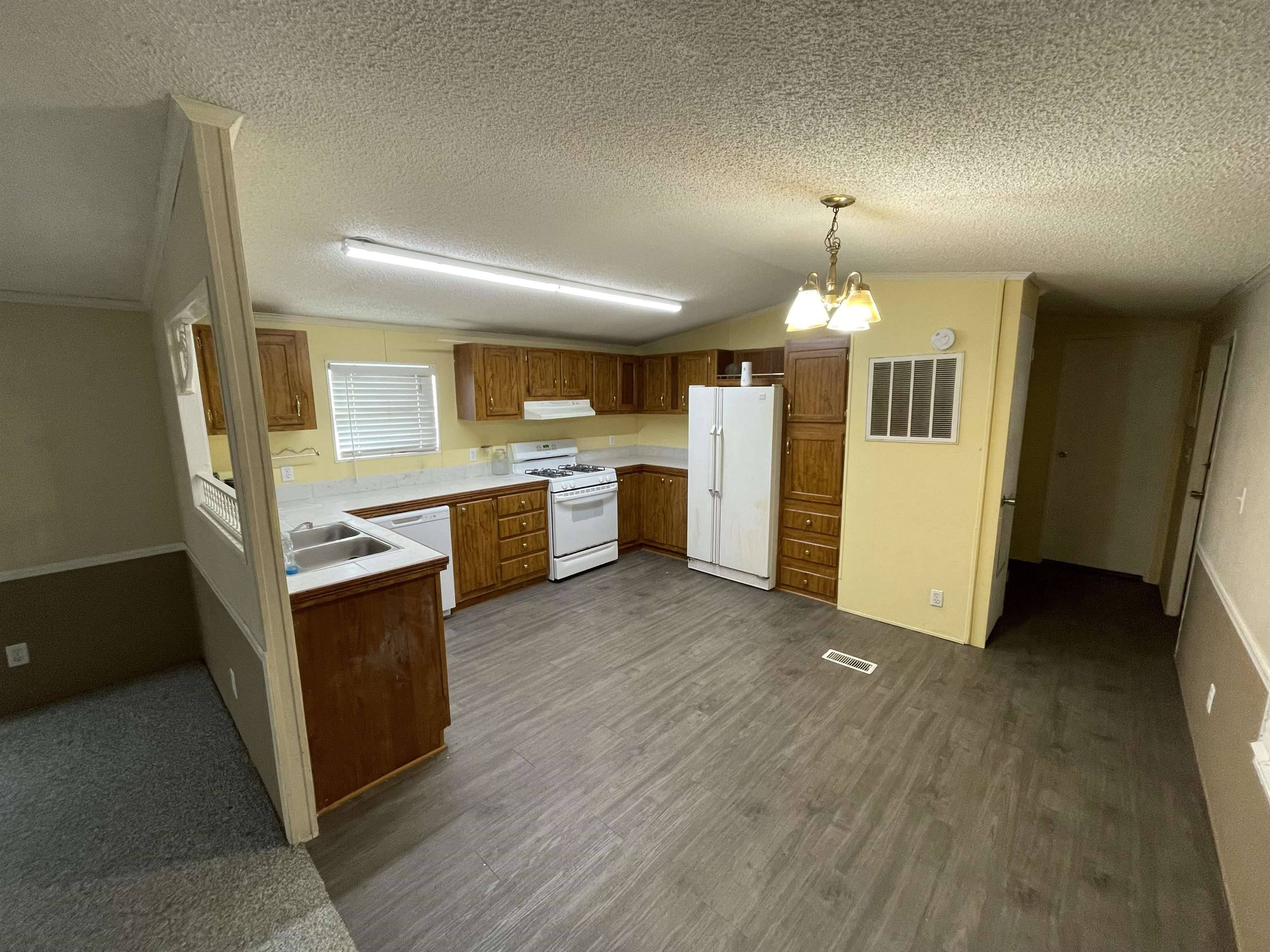 113 Elizabeth DR, Spicewood, TX 78669-0000