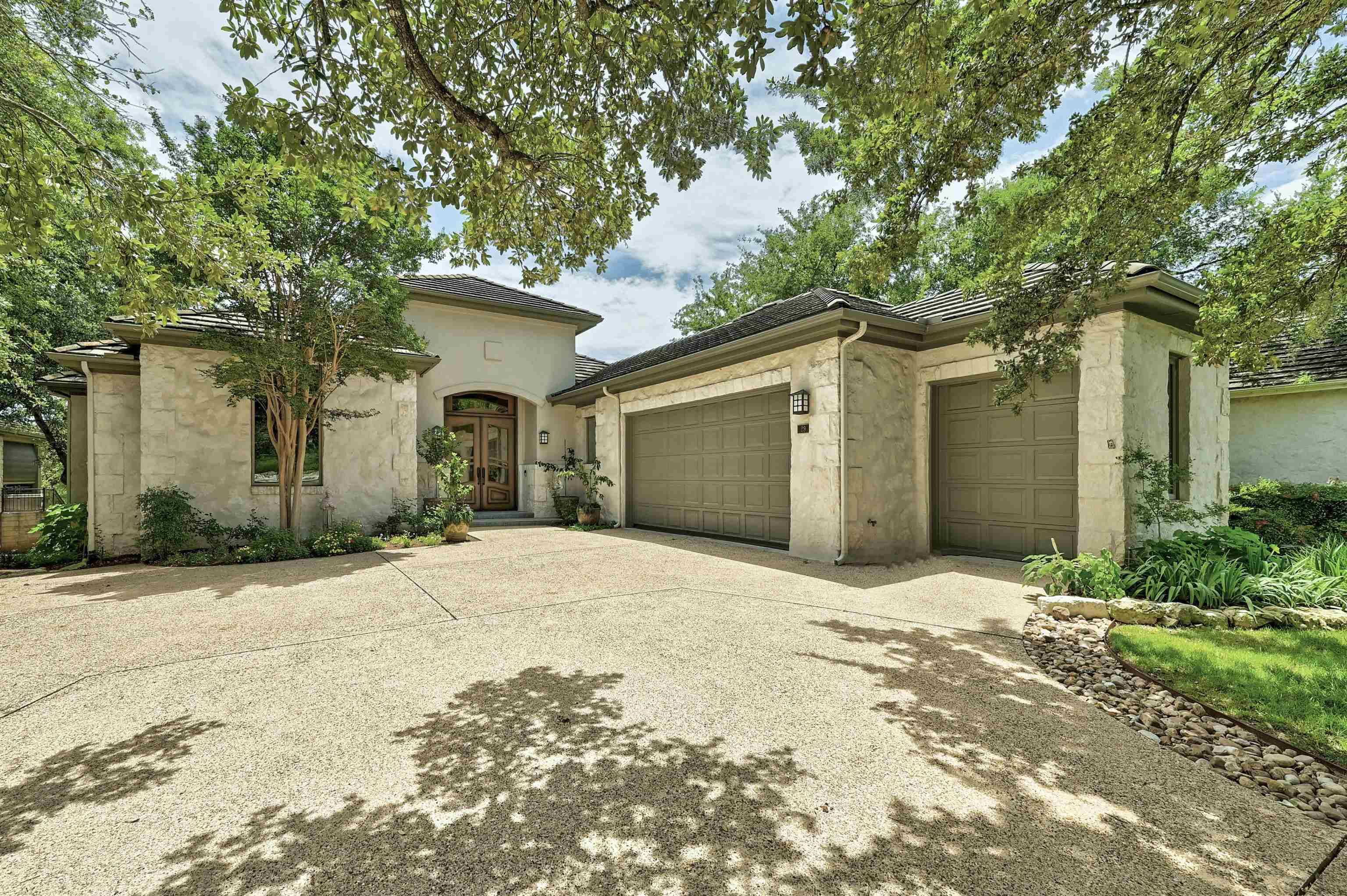 2305 Barton Creek #29 BLVD, Austin, TX 78735
