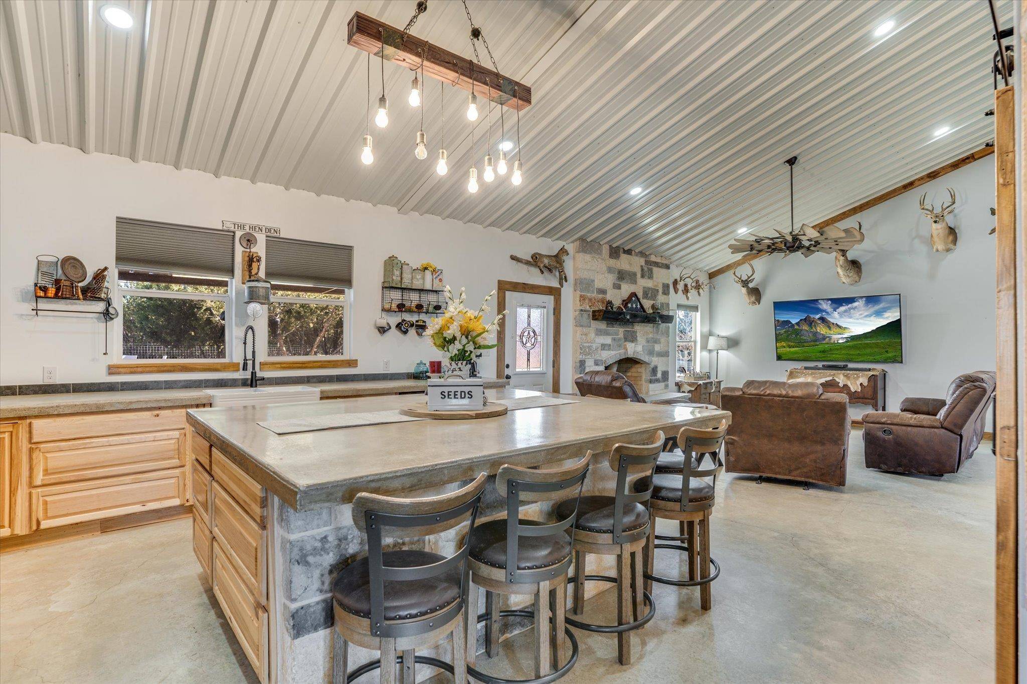 5450 CR 202, Burnet, TX 76550