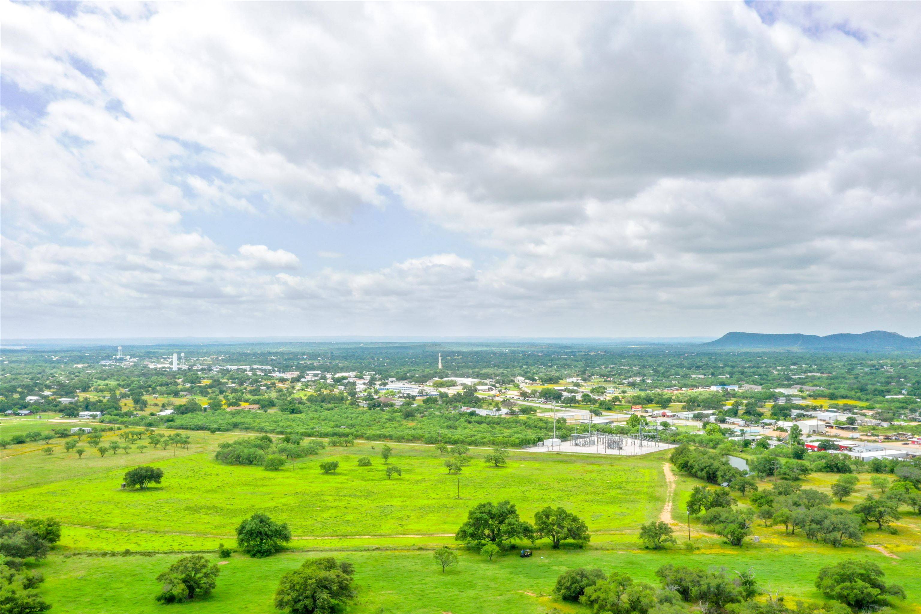 5026 W Ranch Road 1431, Kingsland, TX 78639