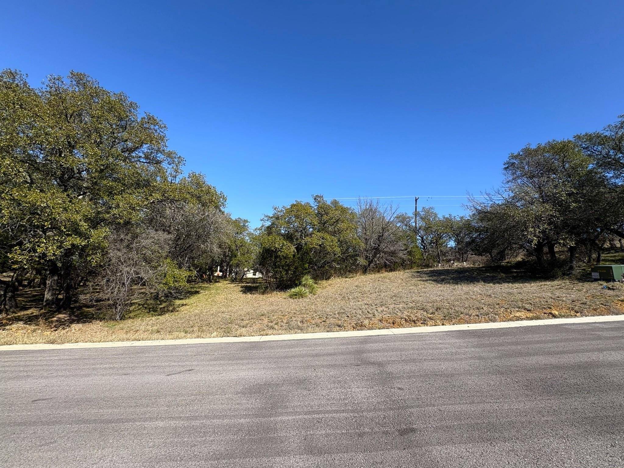 118 Cactus Cor, Horseshoe Bay, TX 78657