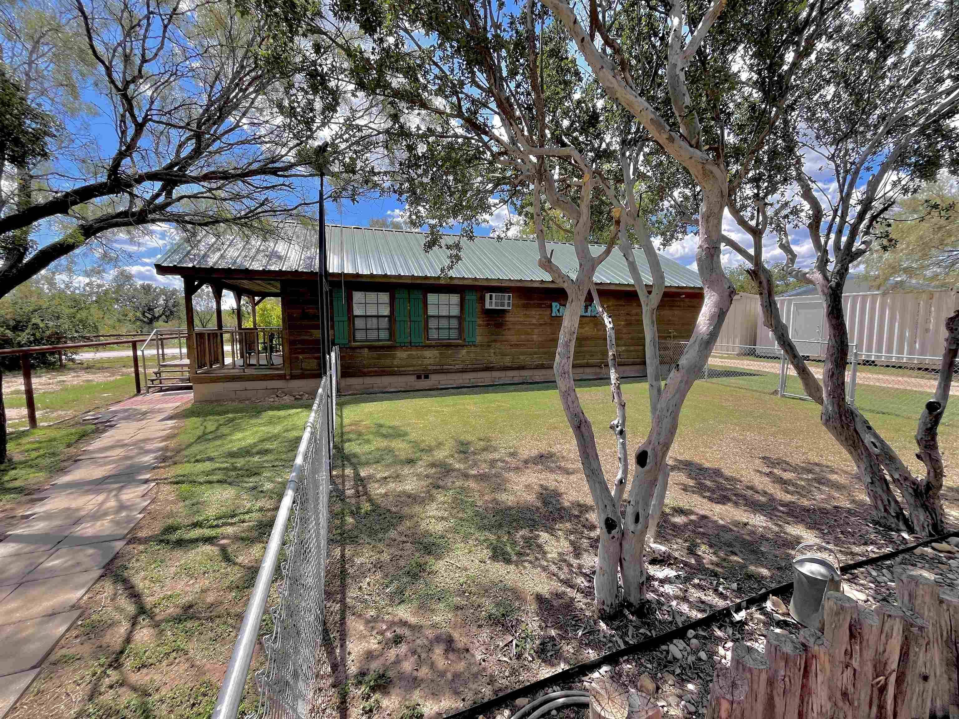 175 Elmer, Llano, TX 78643