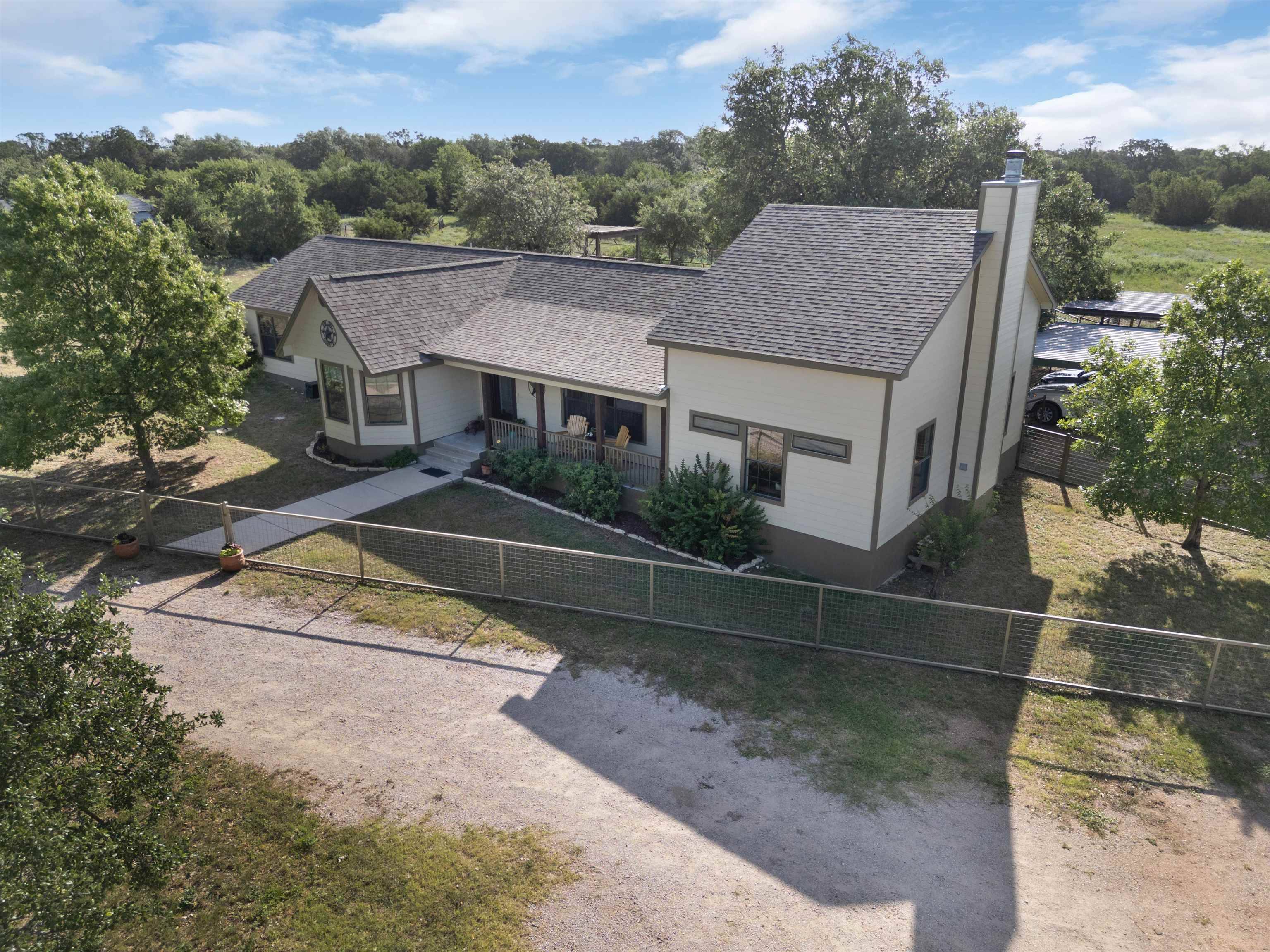 407 Windmill, Burnet, TX 78611