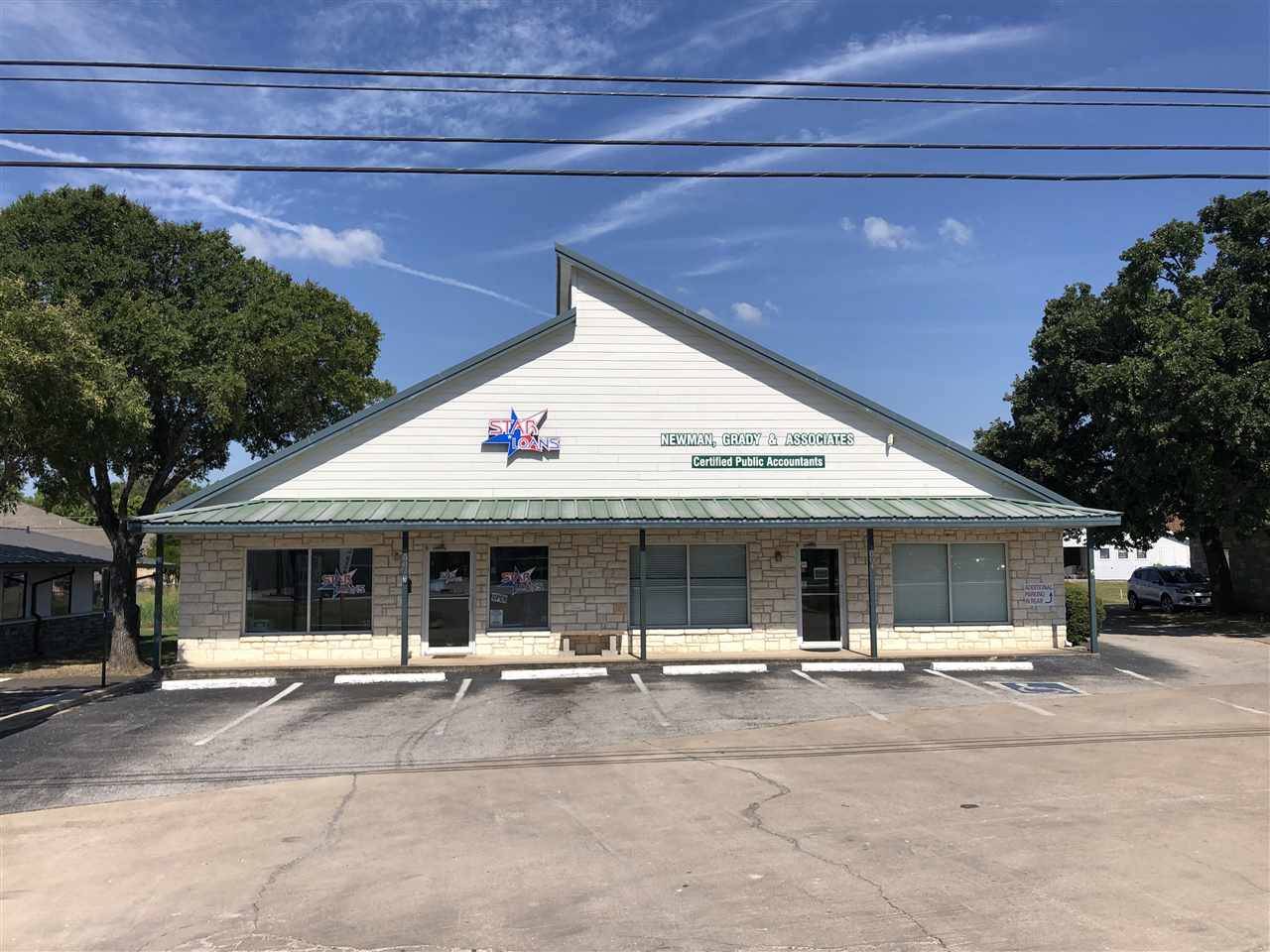 2004 N US 281 HWY, Marble Falls, TX 78654