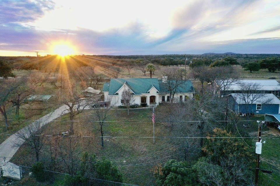 223 Deer DR, Sunrise Beach, TX 78643