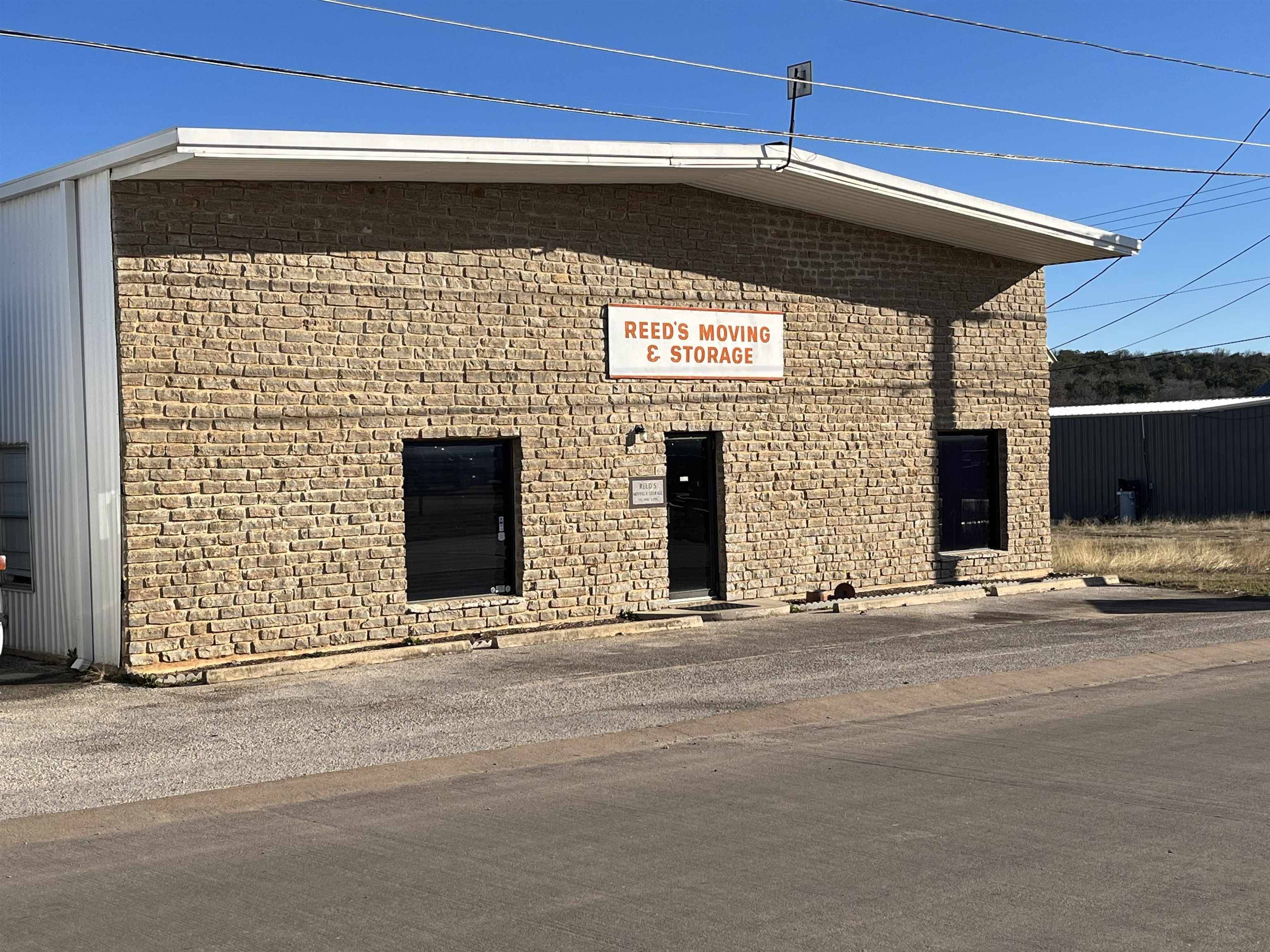 2313 Commerce ST, Marble Falls, TX 78654