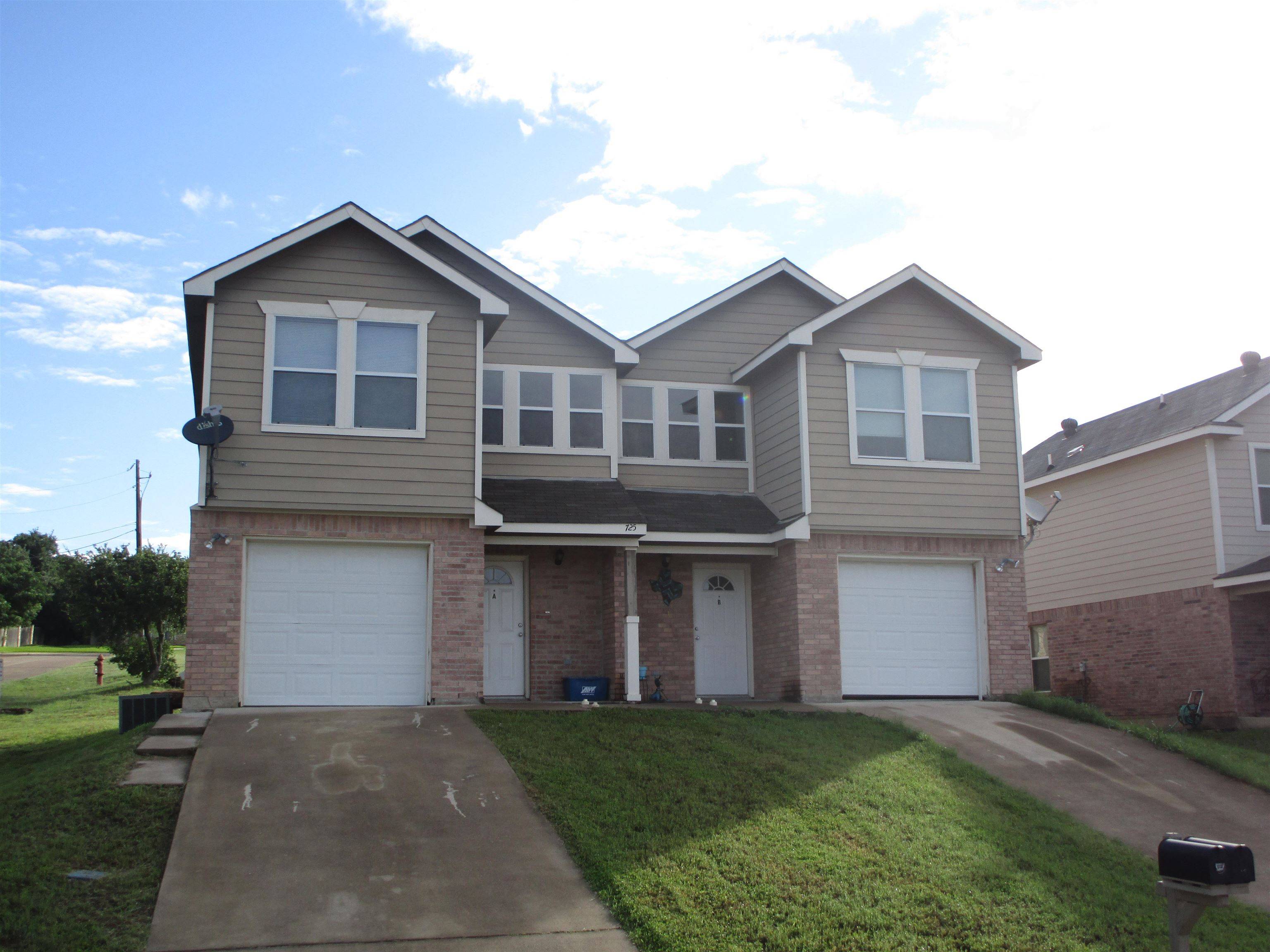 725 Claremont Parkway, Marble Falls, TX 78654