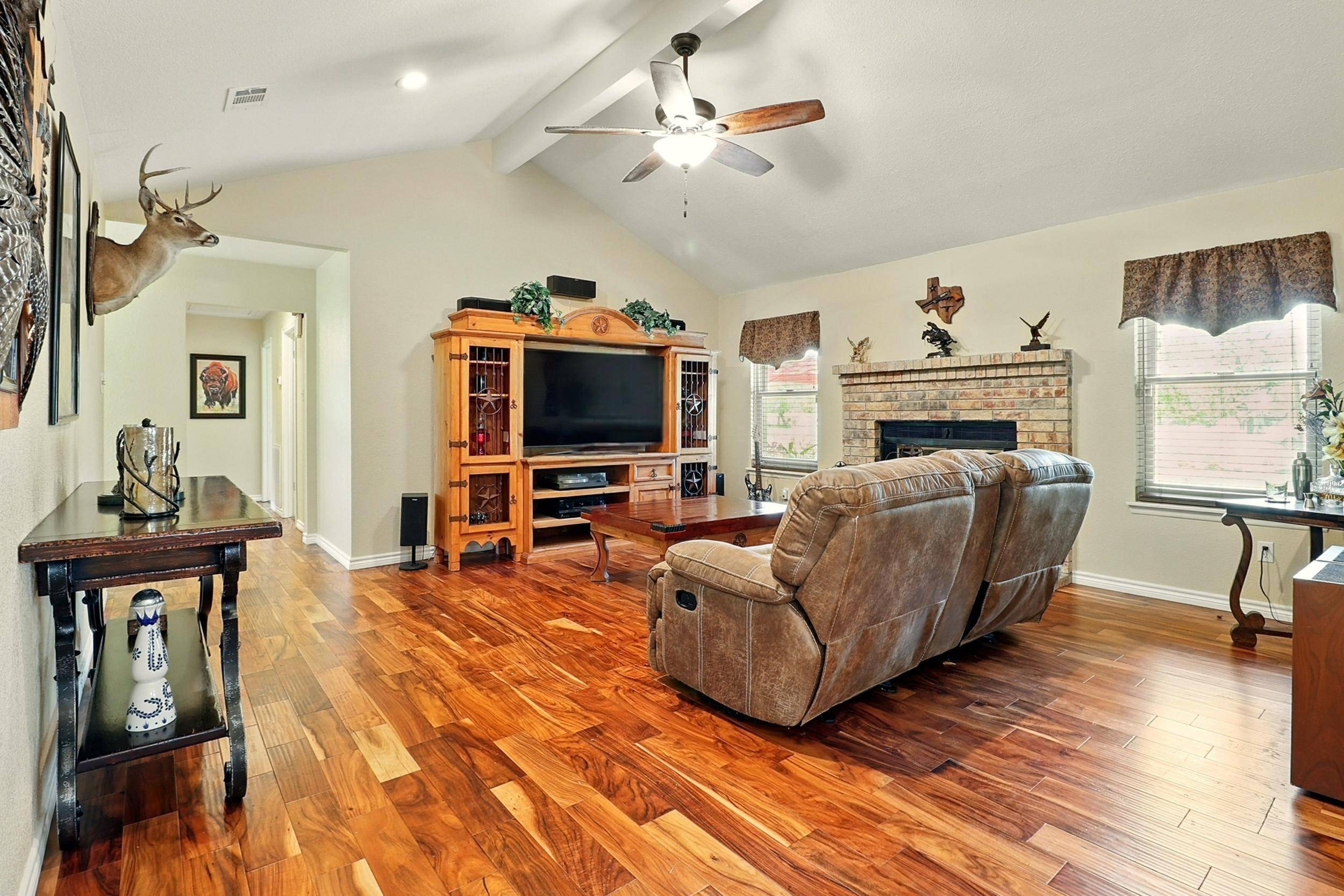 115 Saddlehorn, Burnet, TX 78611