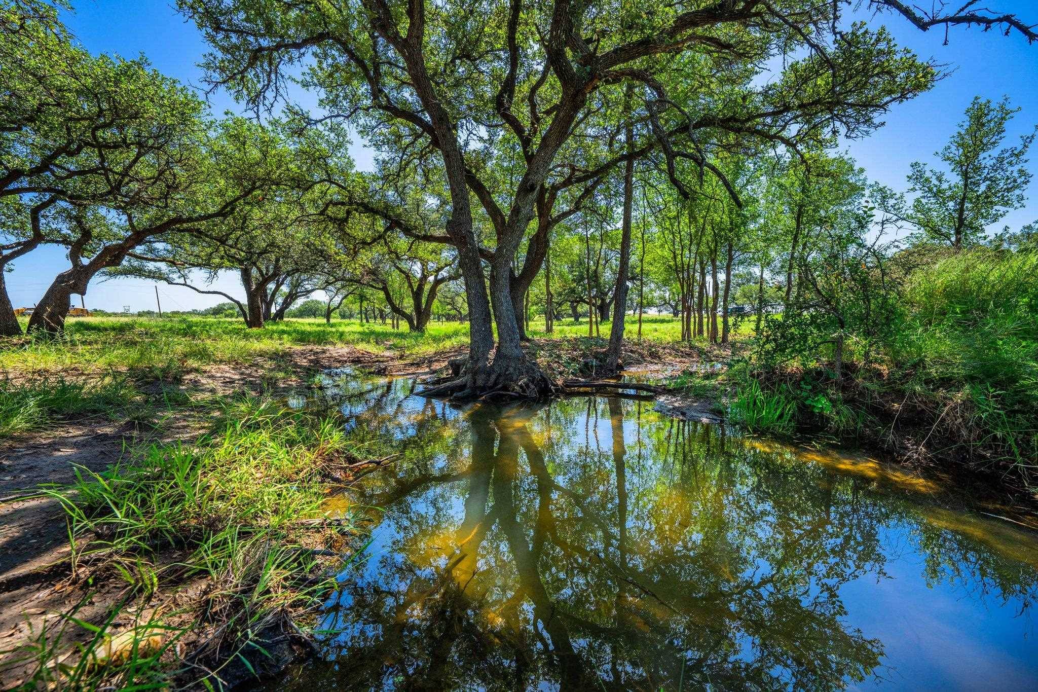 2602 County Road 406, Llano, TX 78643