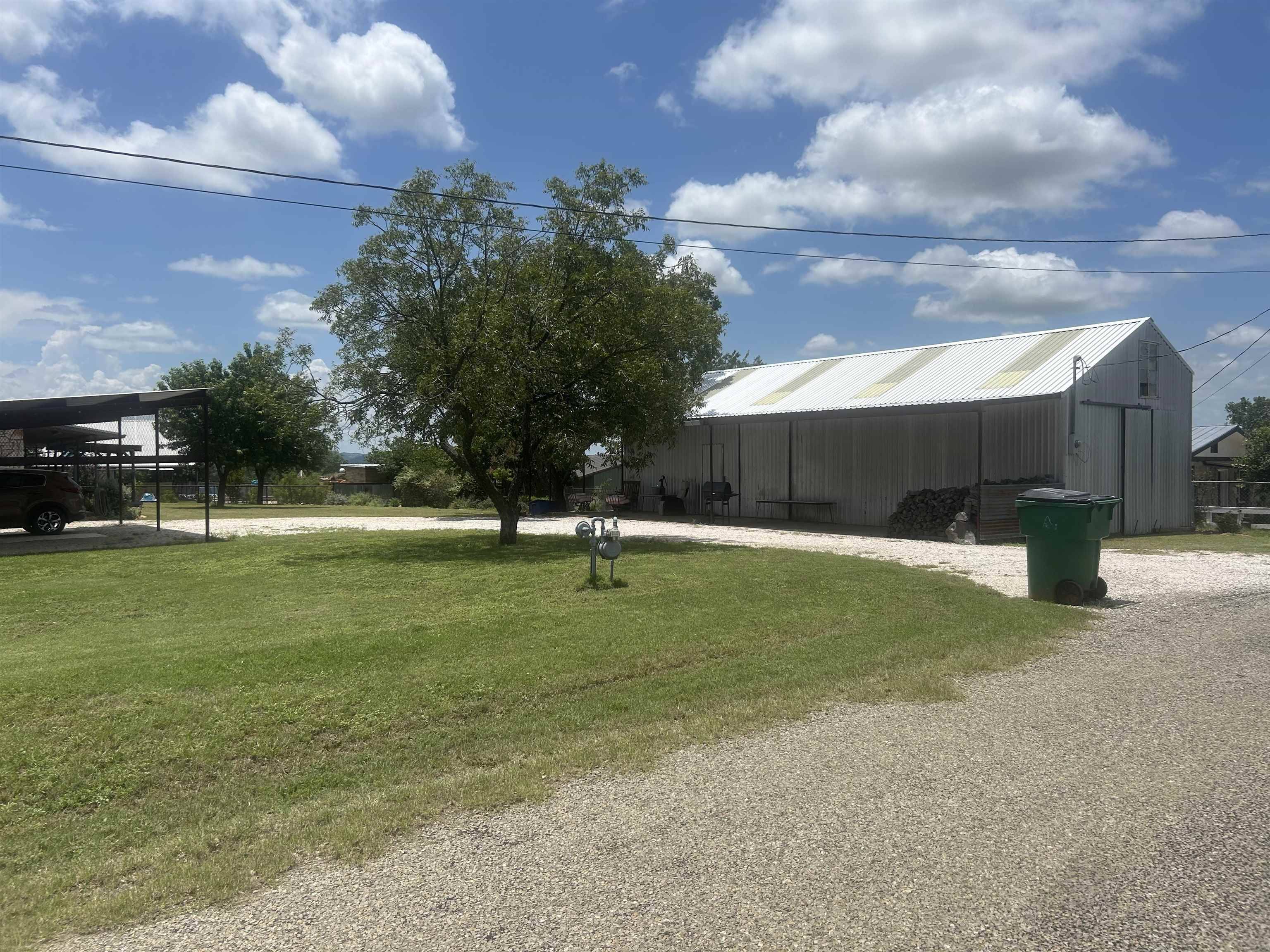1109 Ashley AVE, Llano, TX 78643