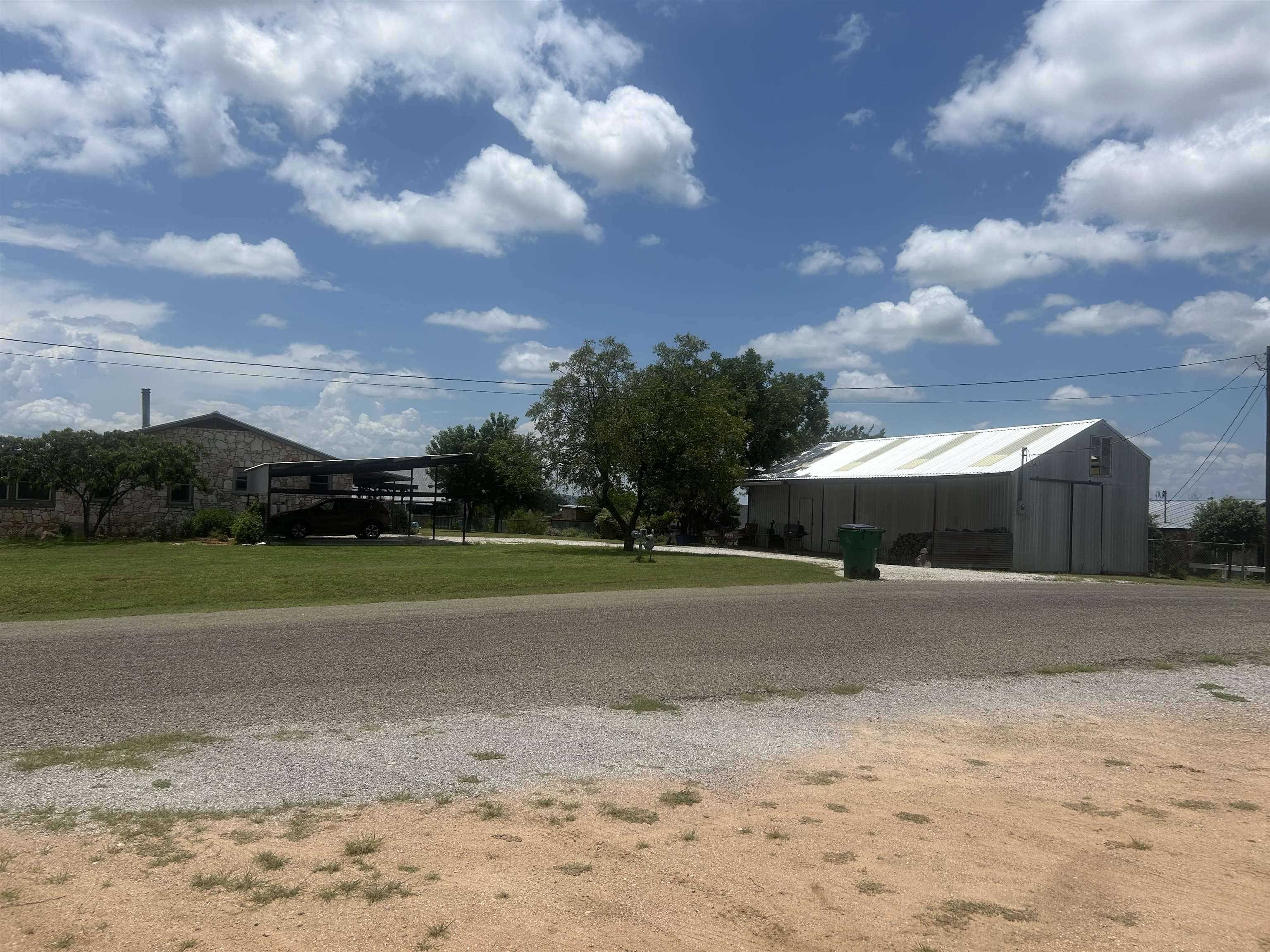 1109 Ashley AVE, Llano, TX 78643