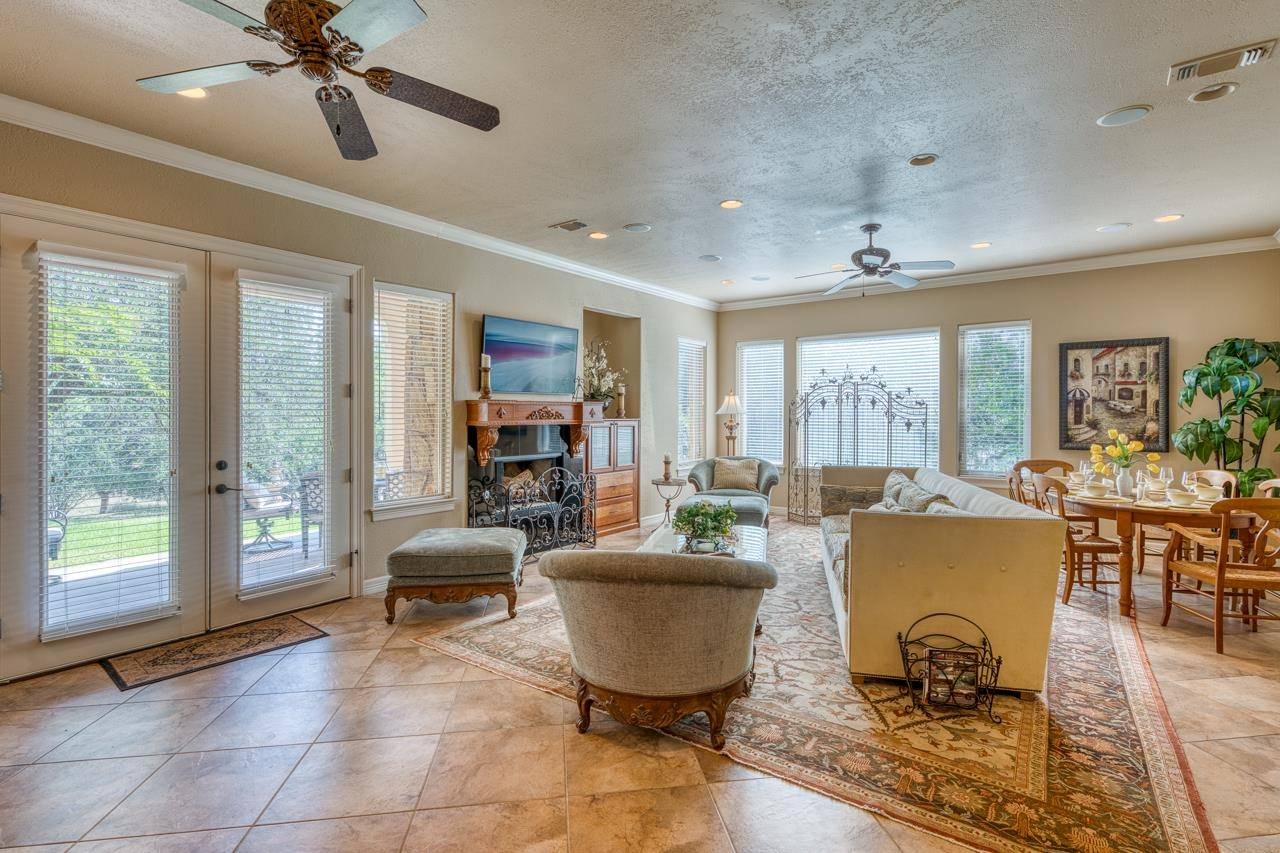 111 Lachite, Horseshoe Bay, TX 78657