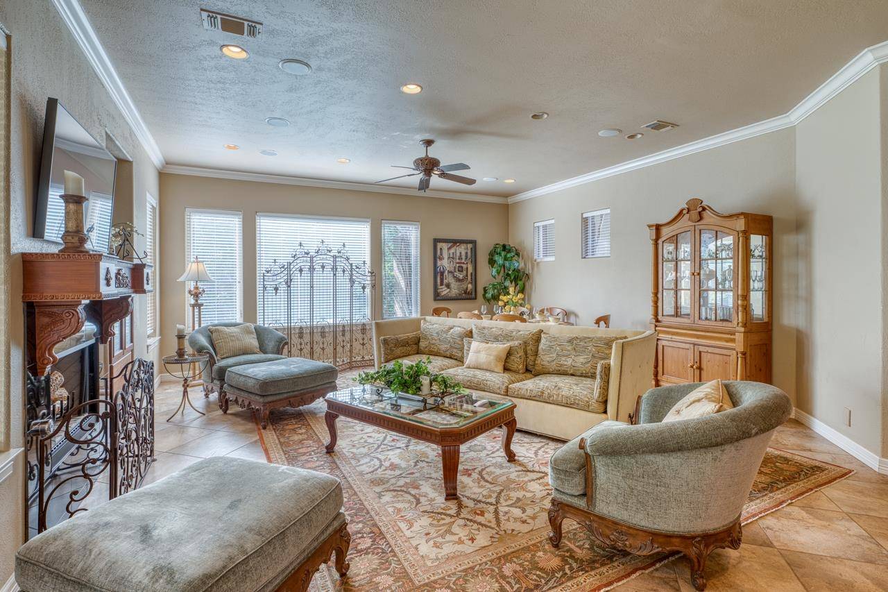111 Lachite, Horseshoe Bay, TX 78657