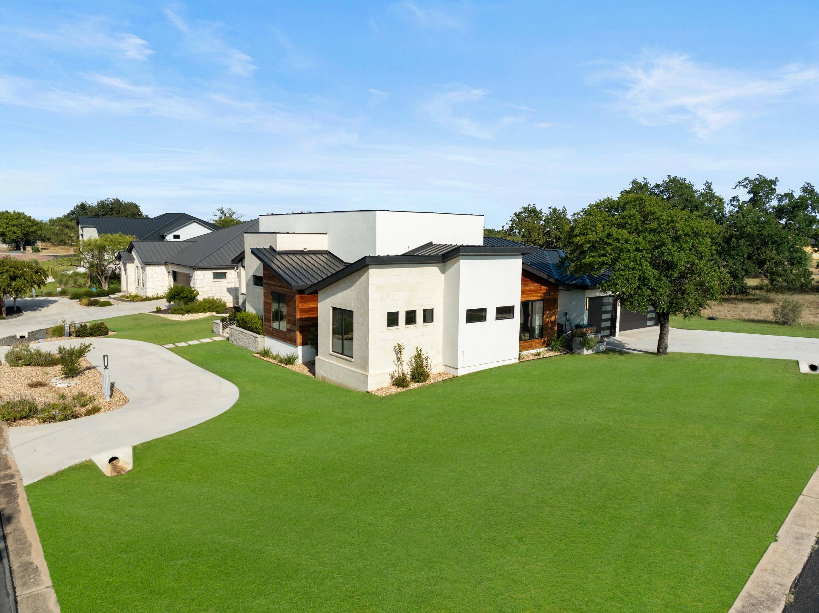 3501 Baywest BLVD, Horseshoe Bay, TX 78657