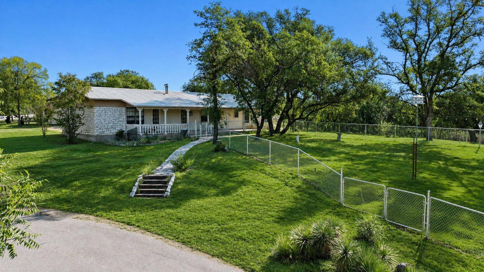 139 Pecan Road, Marble Falls, TX 78654