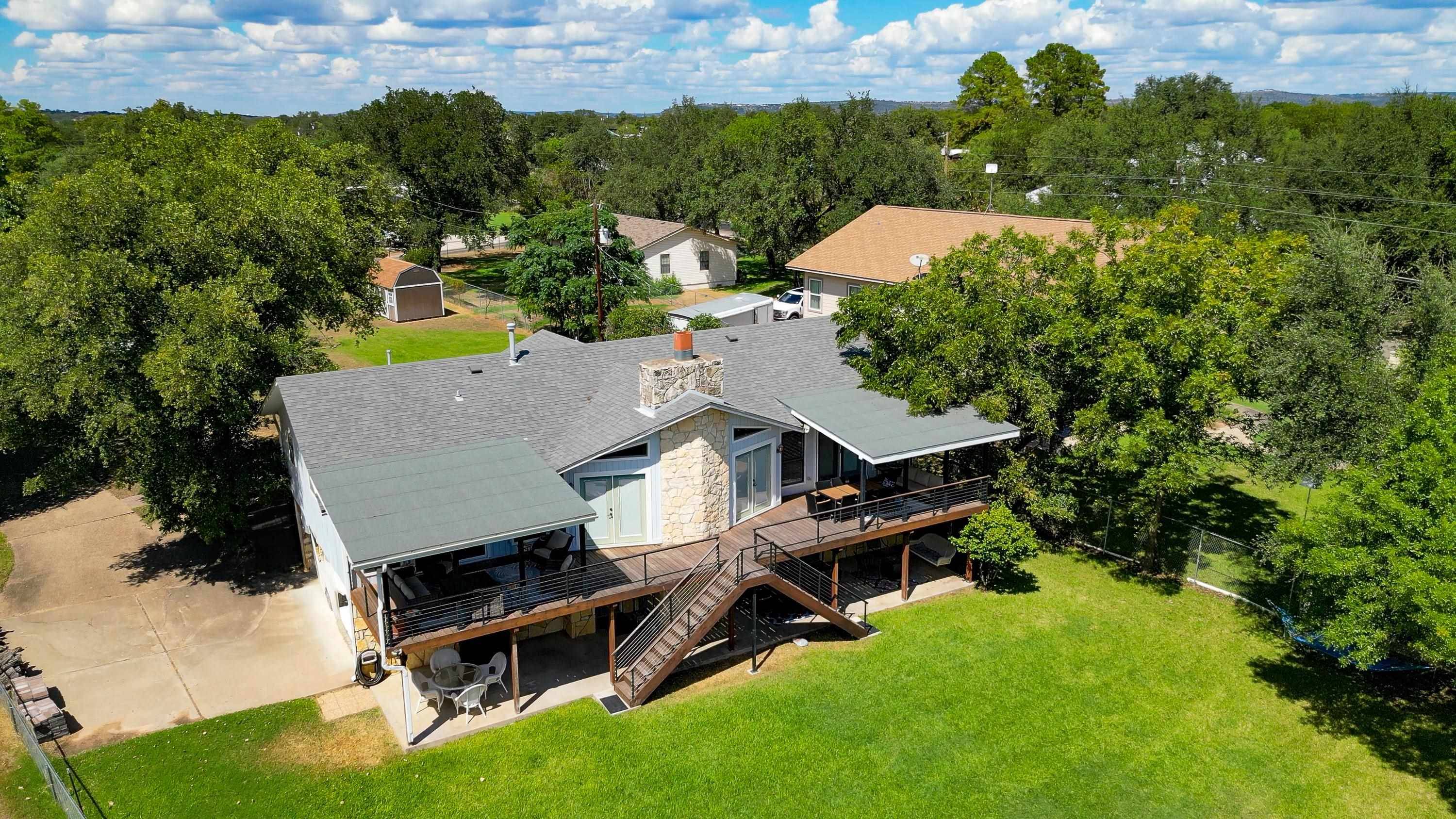 303 Granite Shoals LN, Sunrise Beach, TX 78643
