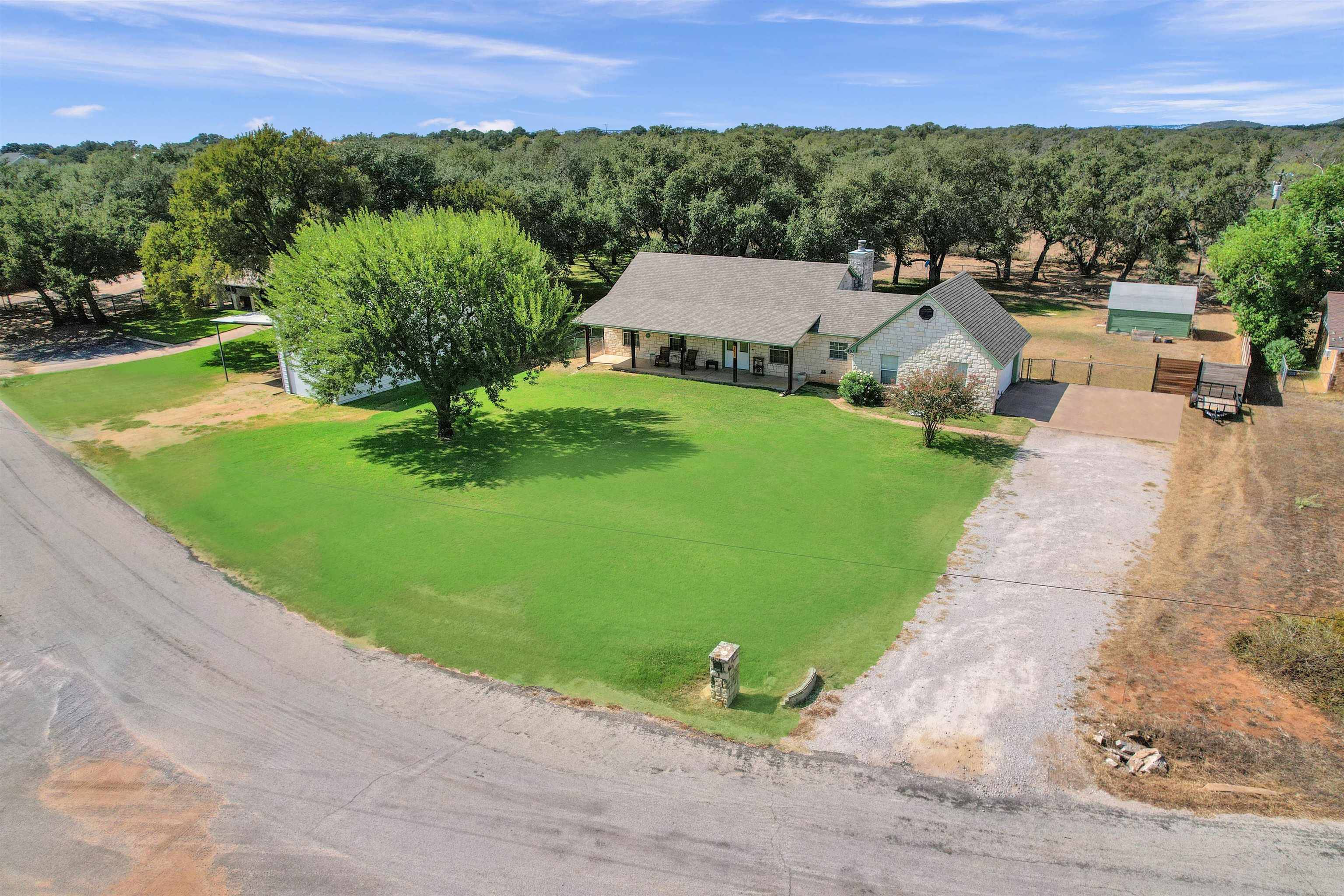 351 McCartney DR, Kingsland, TX 78639