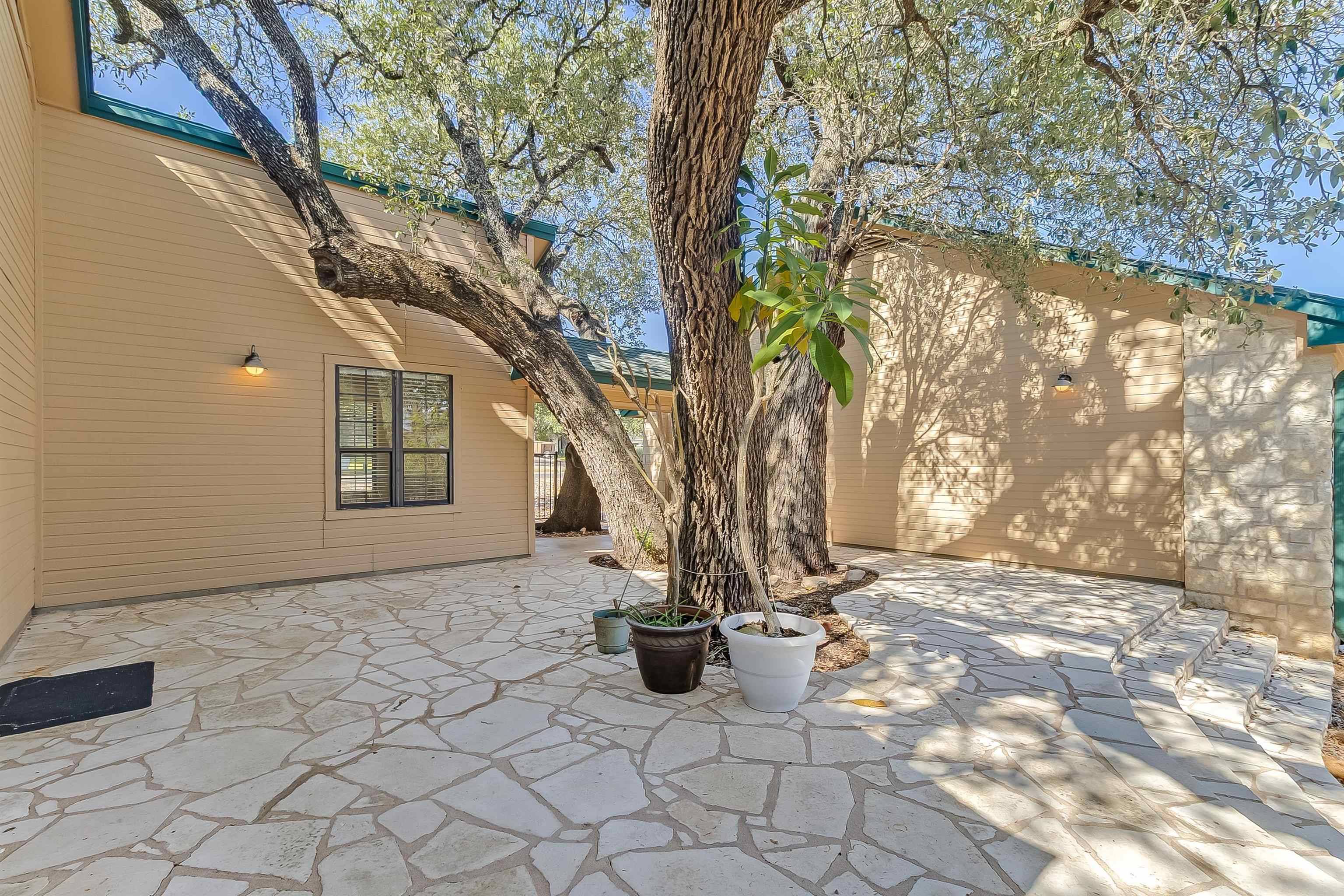 309 Delaware Springs Blvd, Burnet, TX 78611