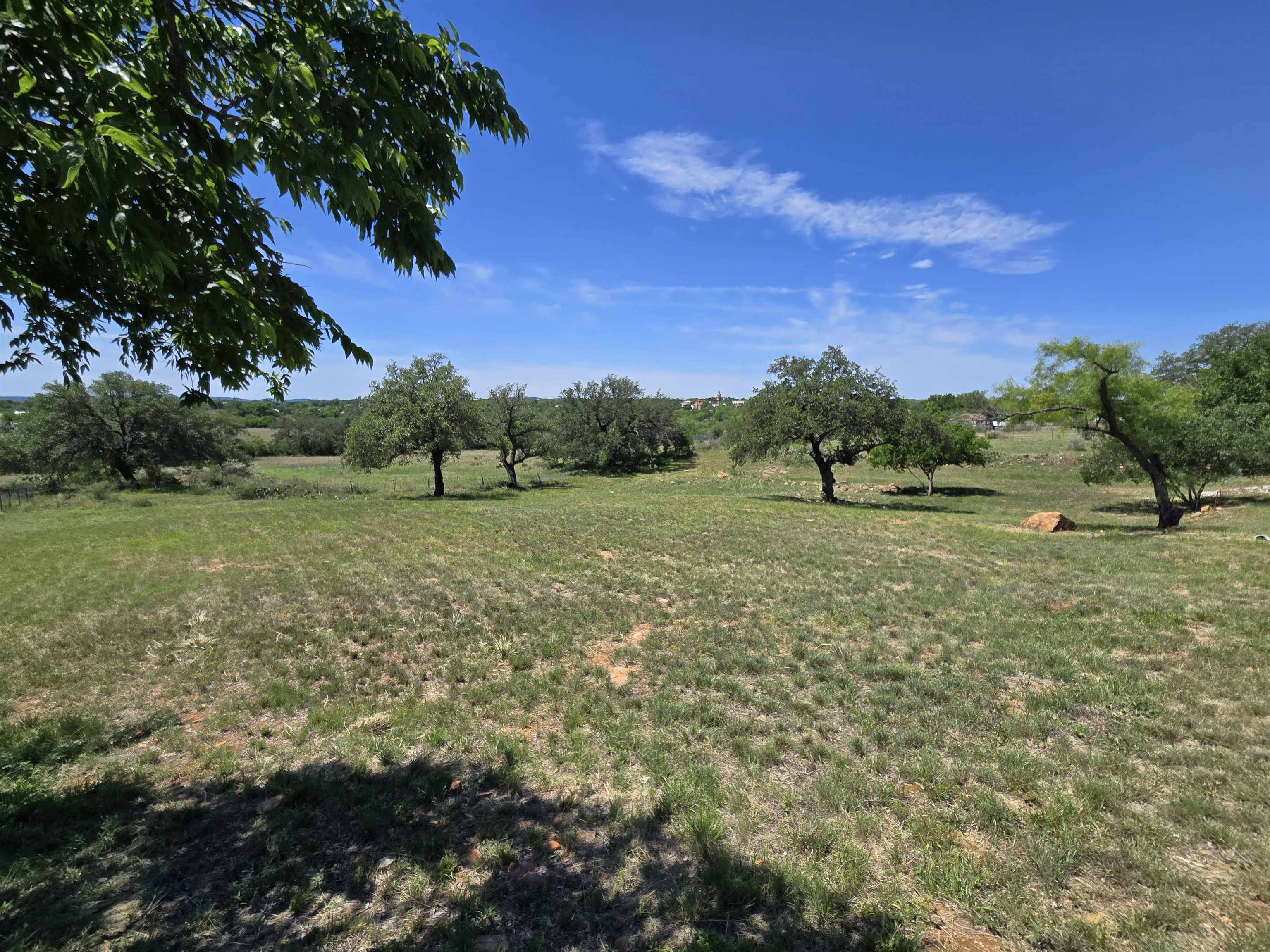 E Tarrant ST, Llano, TX 78643-0000