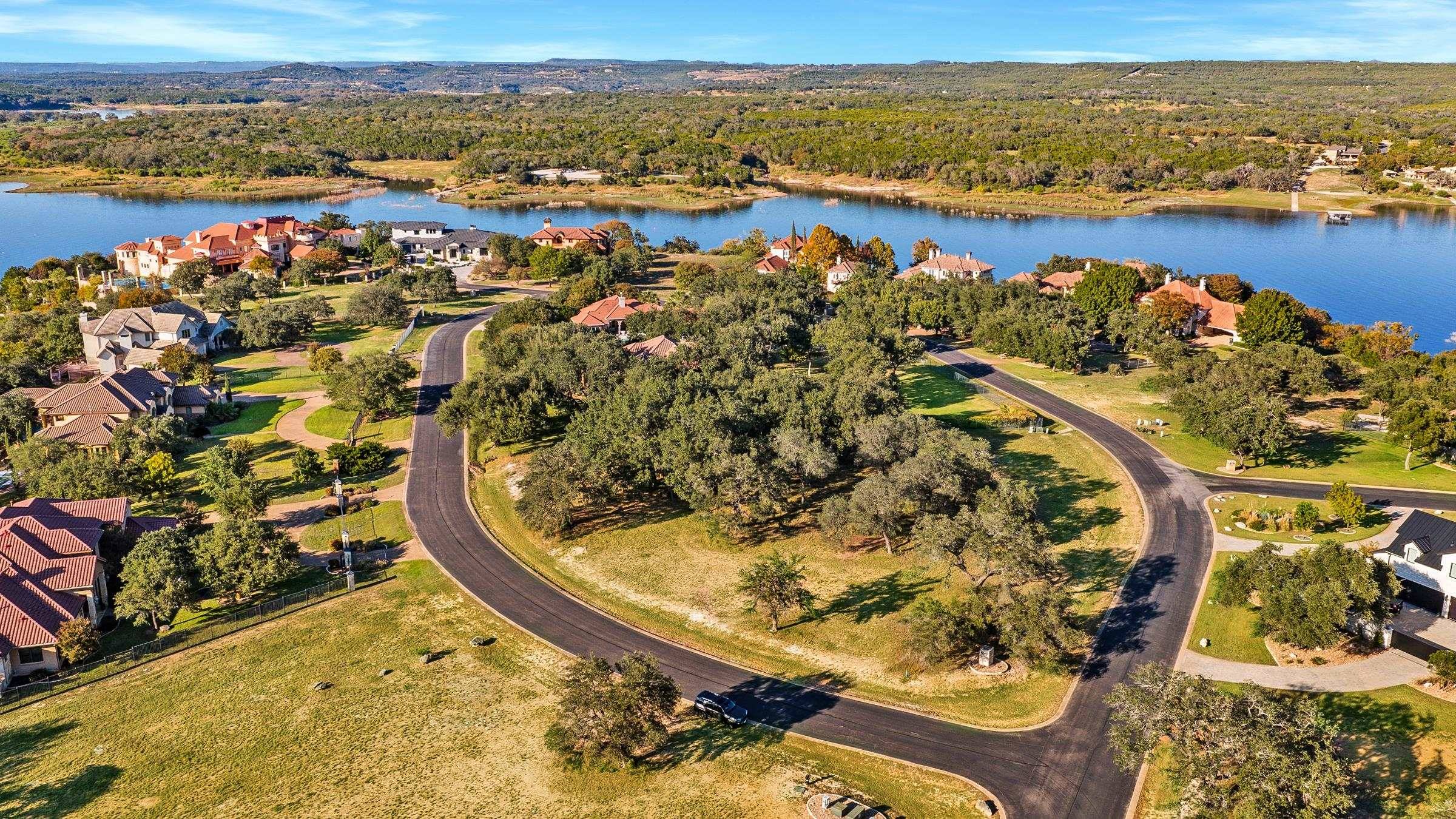 25700 Cliff Circle, Spicewood, TX 78657-8998