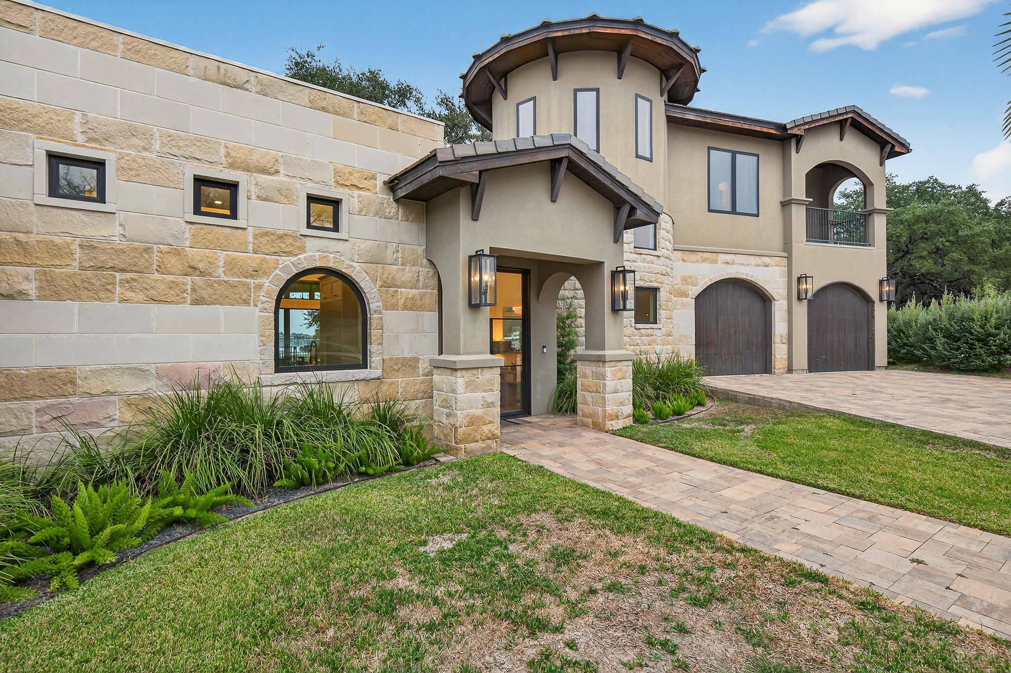 901 SUN RAY, Horseshoe Bay, TX 78657-0000