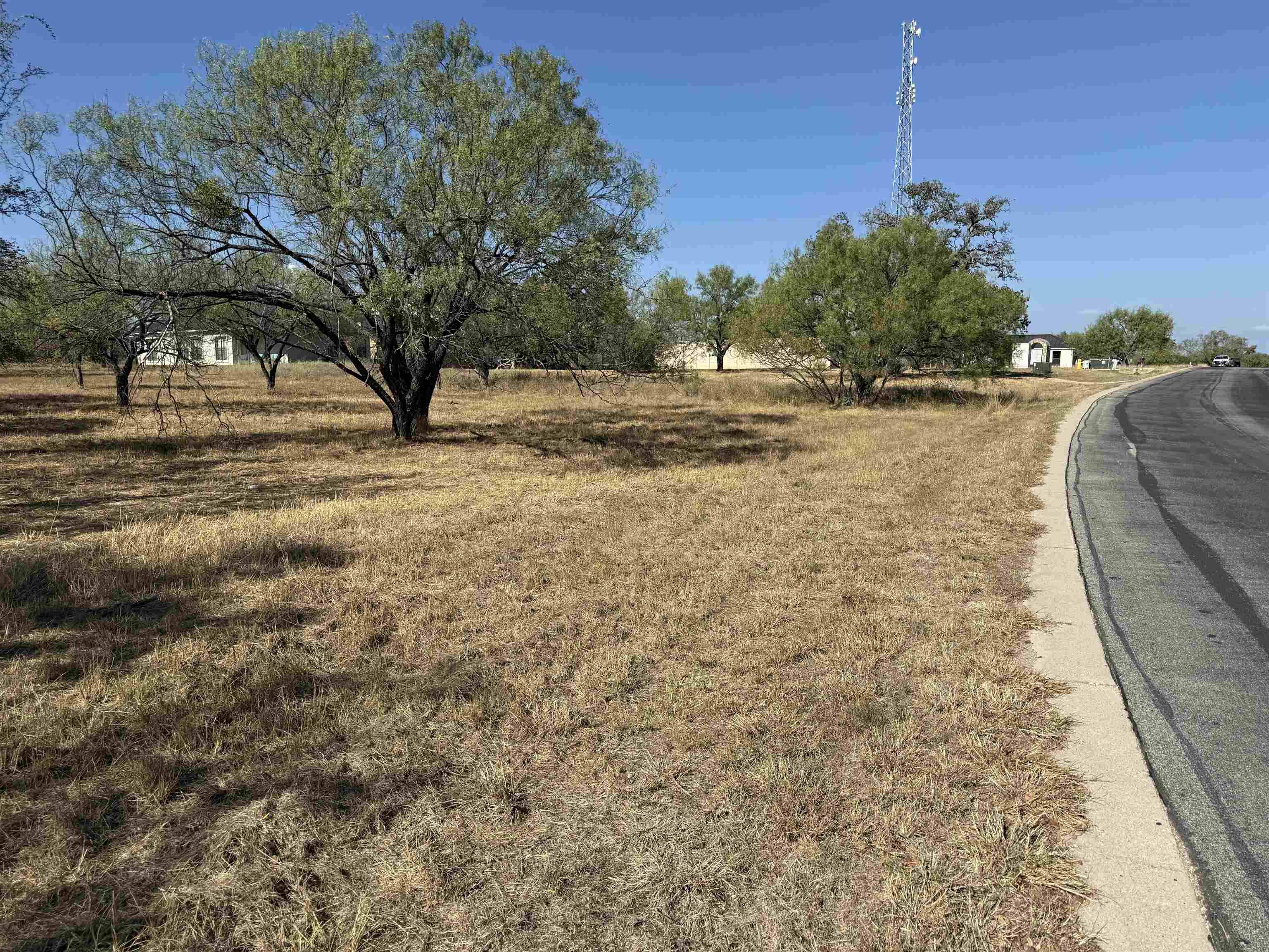 2324 Fault Line, Horseshoe Bay, TX 78657