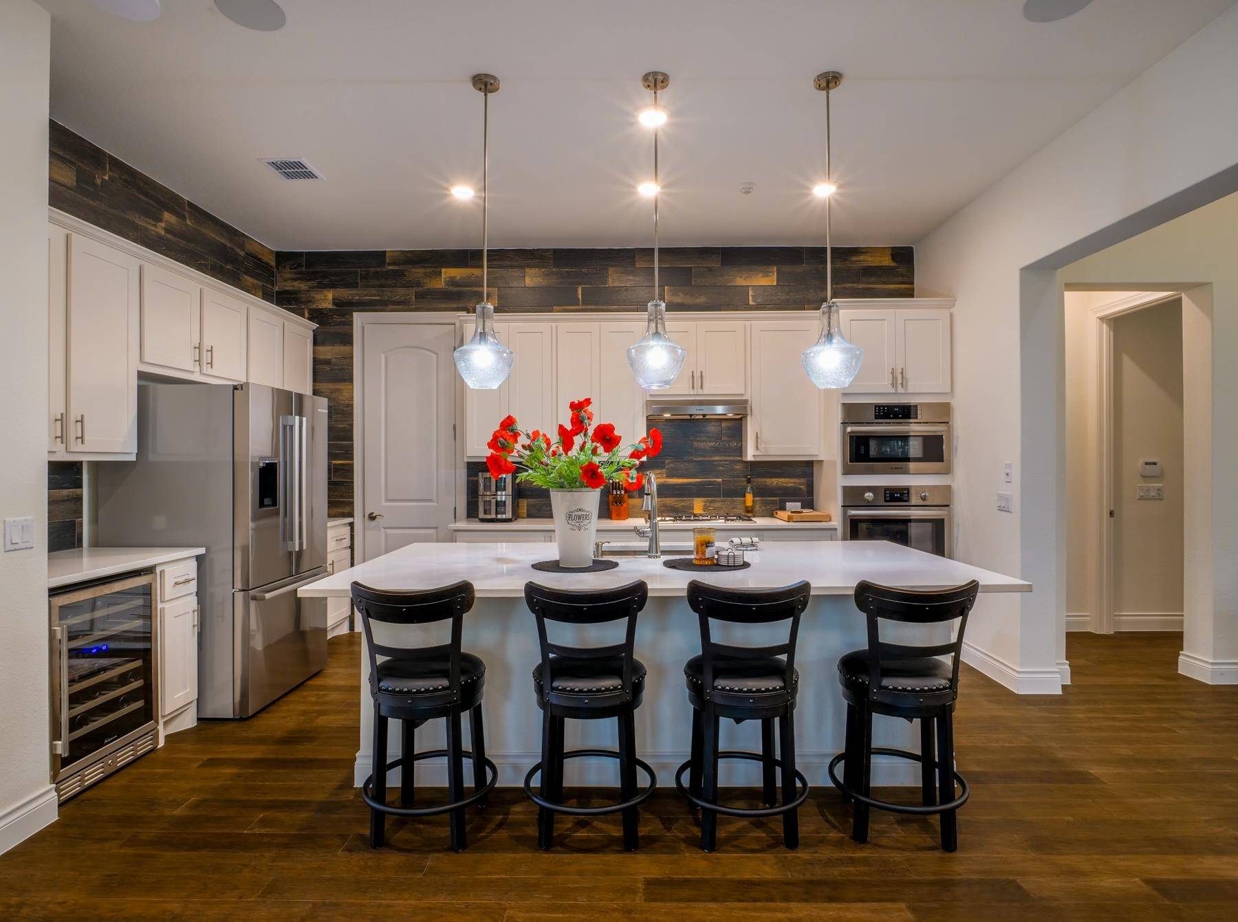 115 Rivalto DR, Horseshoe Bay, TX 78657