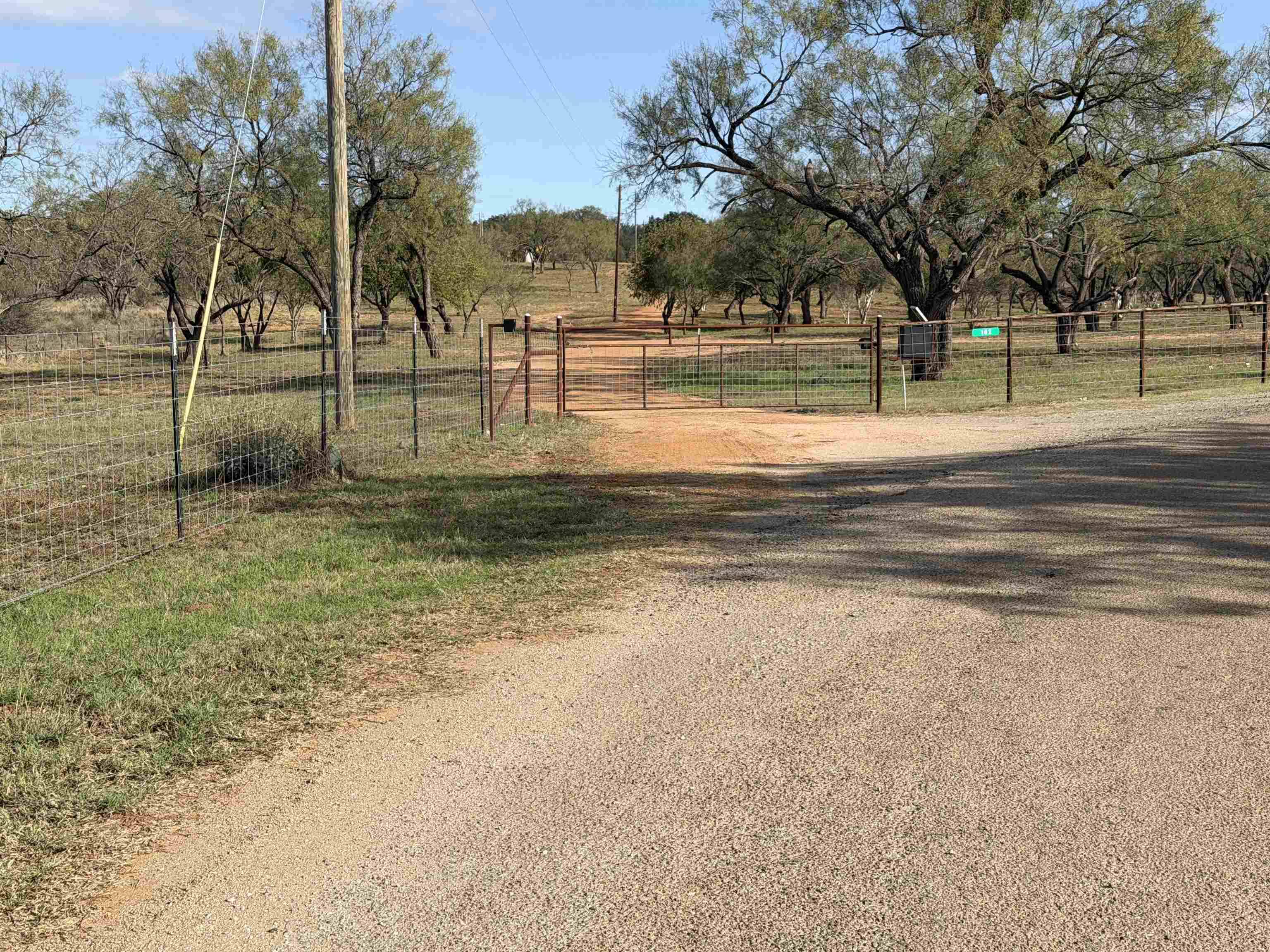 102 County Road 314, Llano, TX 78643