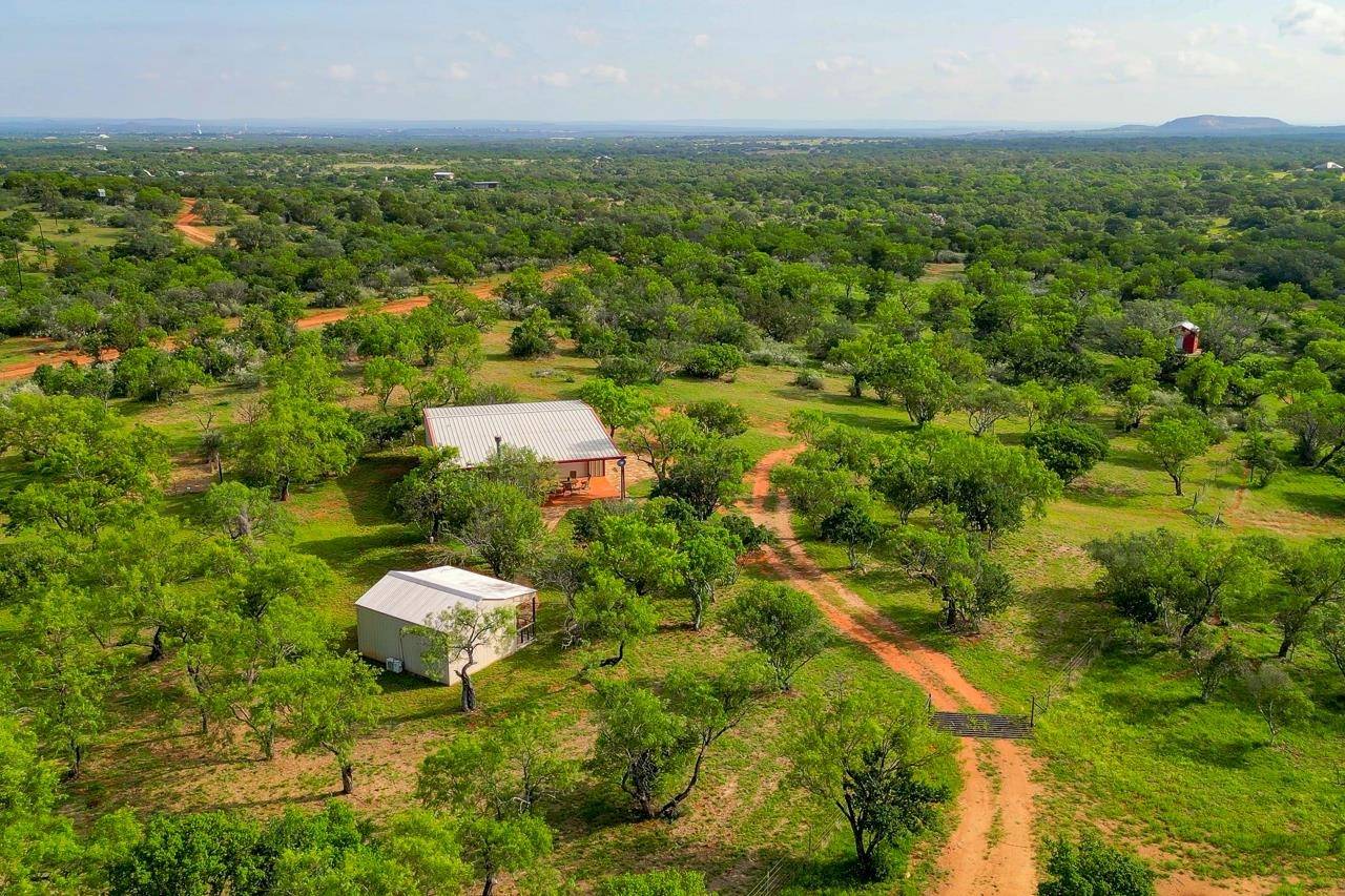 948 County Road 314, Llano, TX 78643