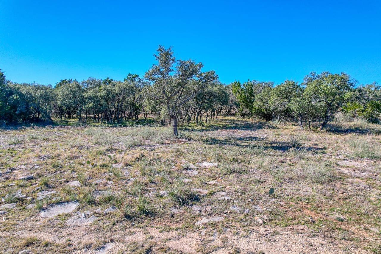 415 Longview LN, Pontotoc, TX 76877