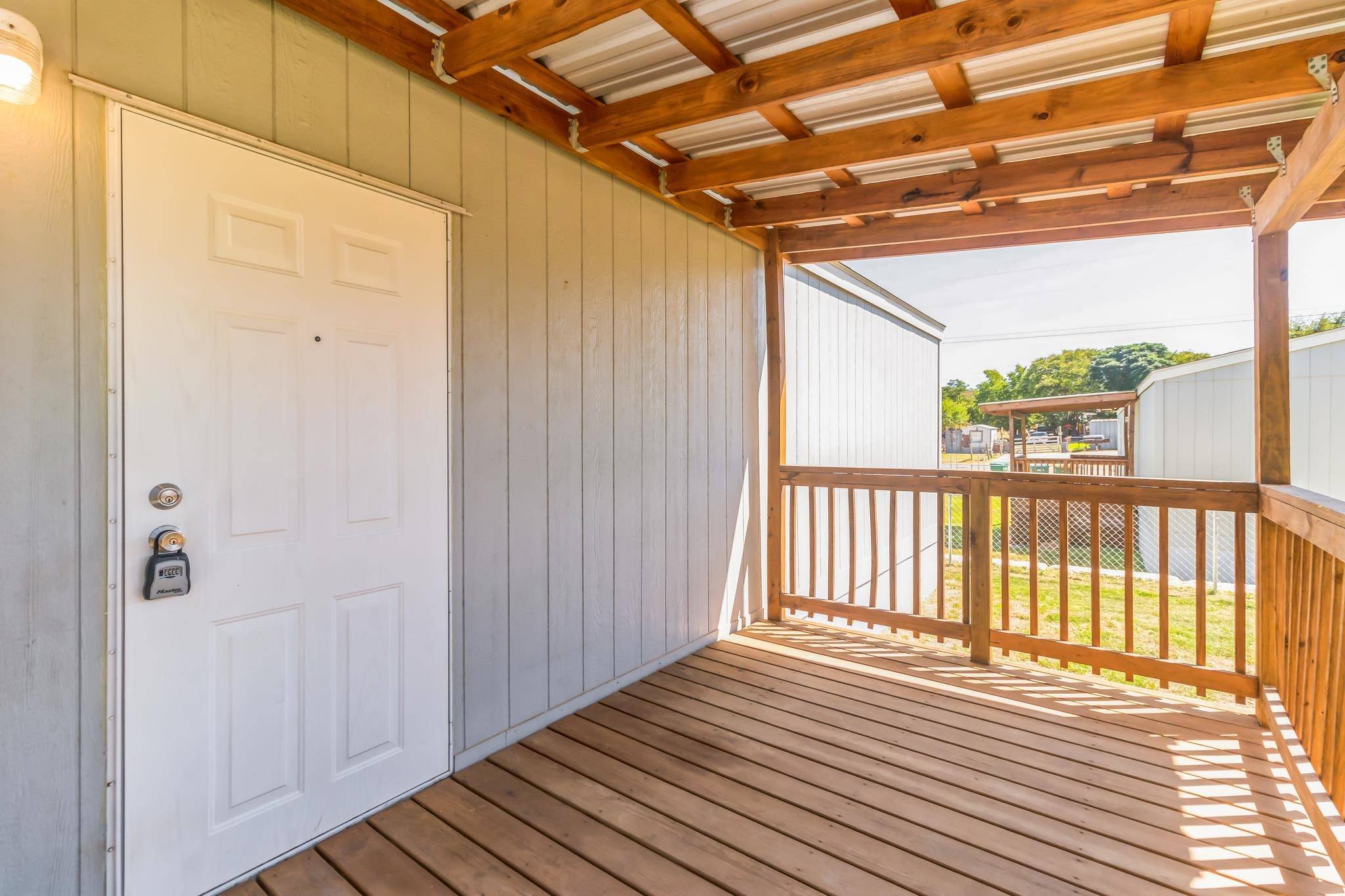 105 E Briar DR, Granite Shoals, TX 78654